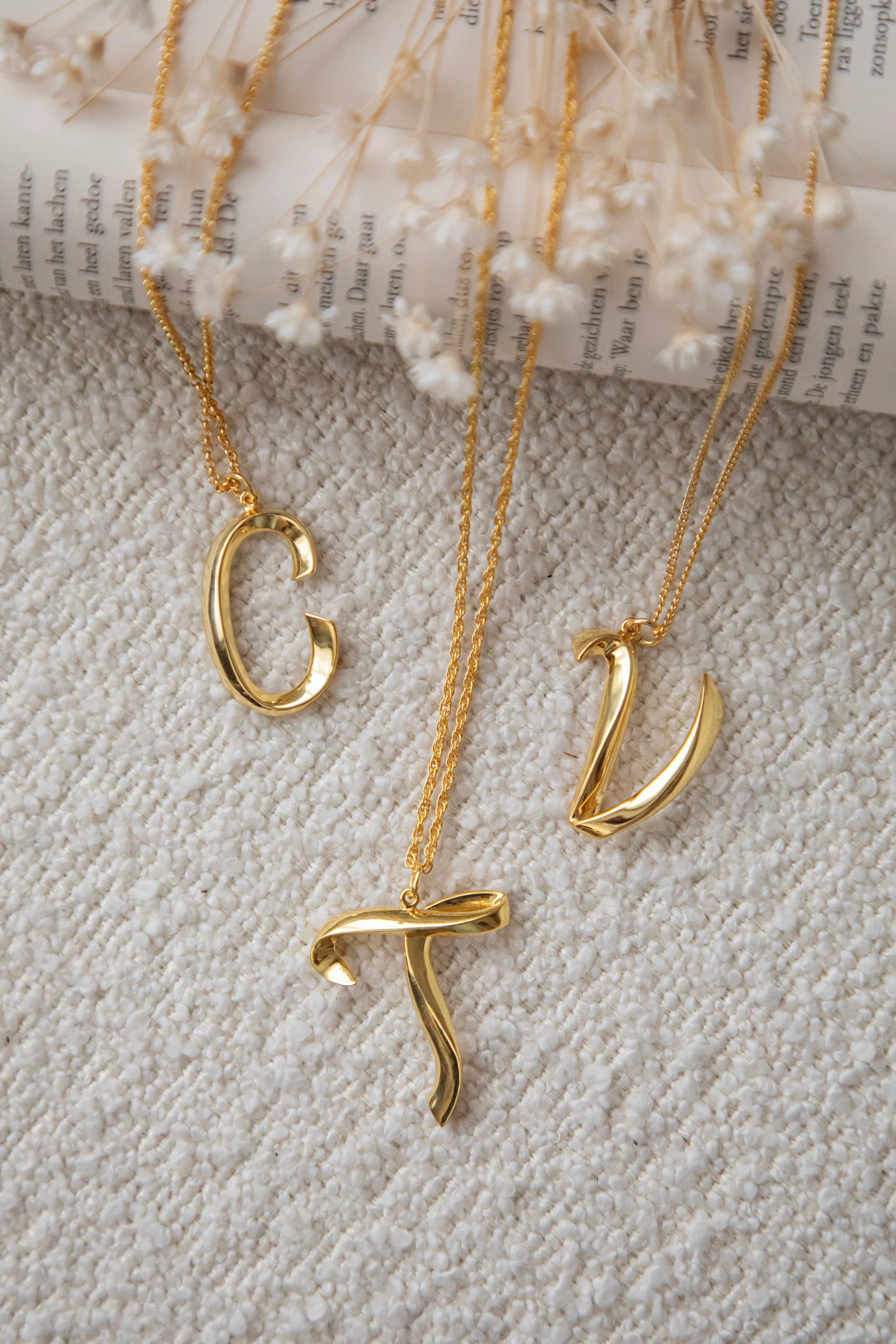 Alphabet B Gold - Ketting - Image 16
