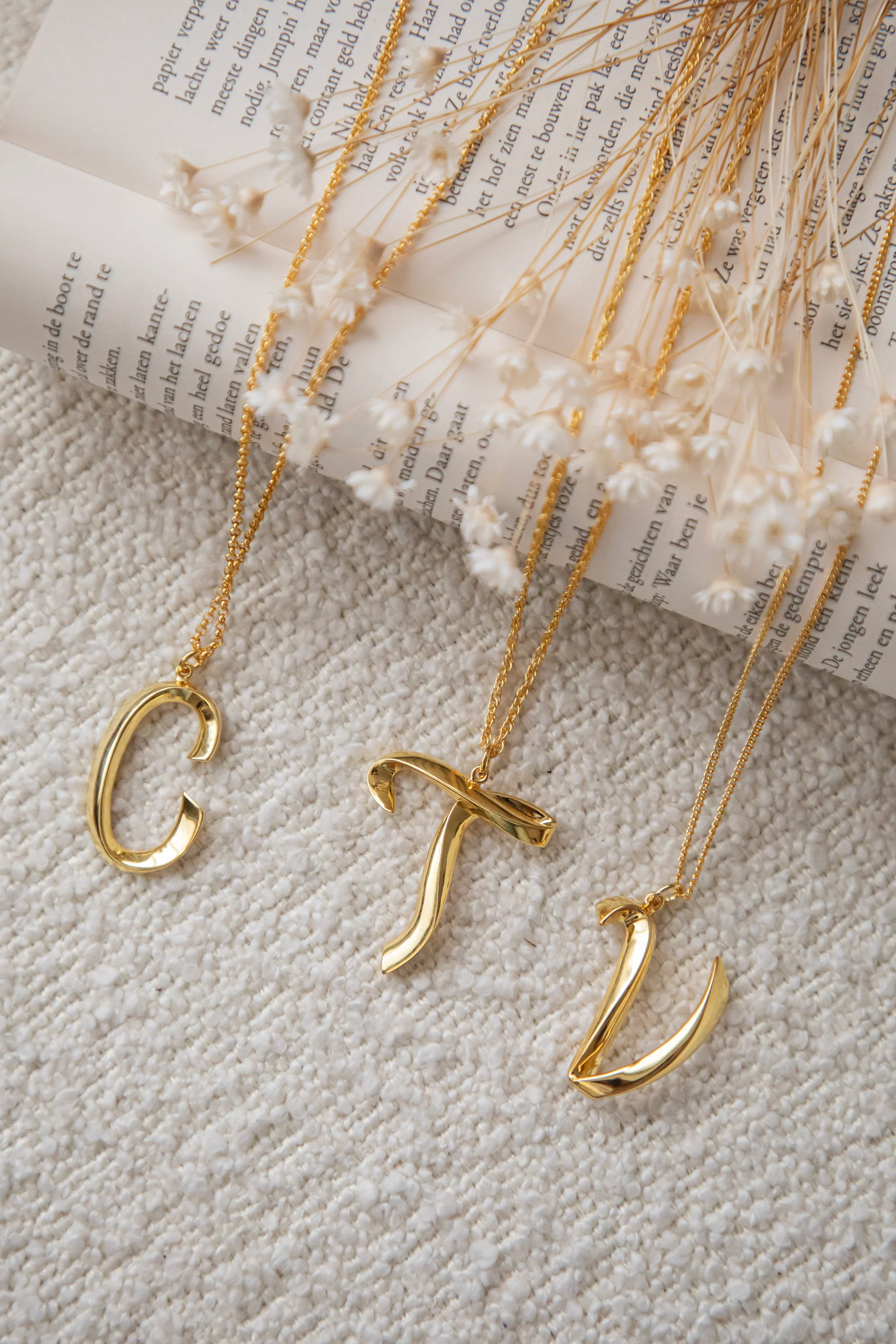 Alphabet B Gold - Ketting - Image 17