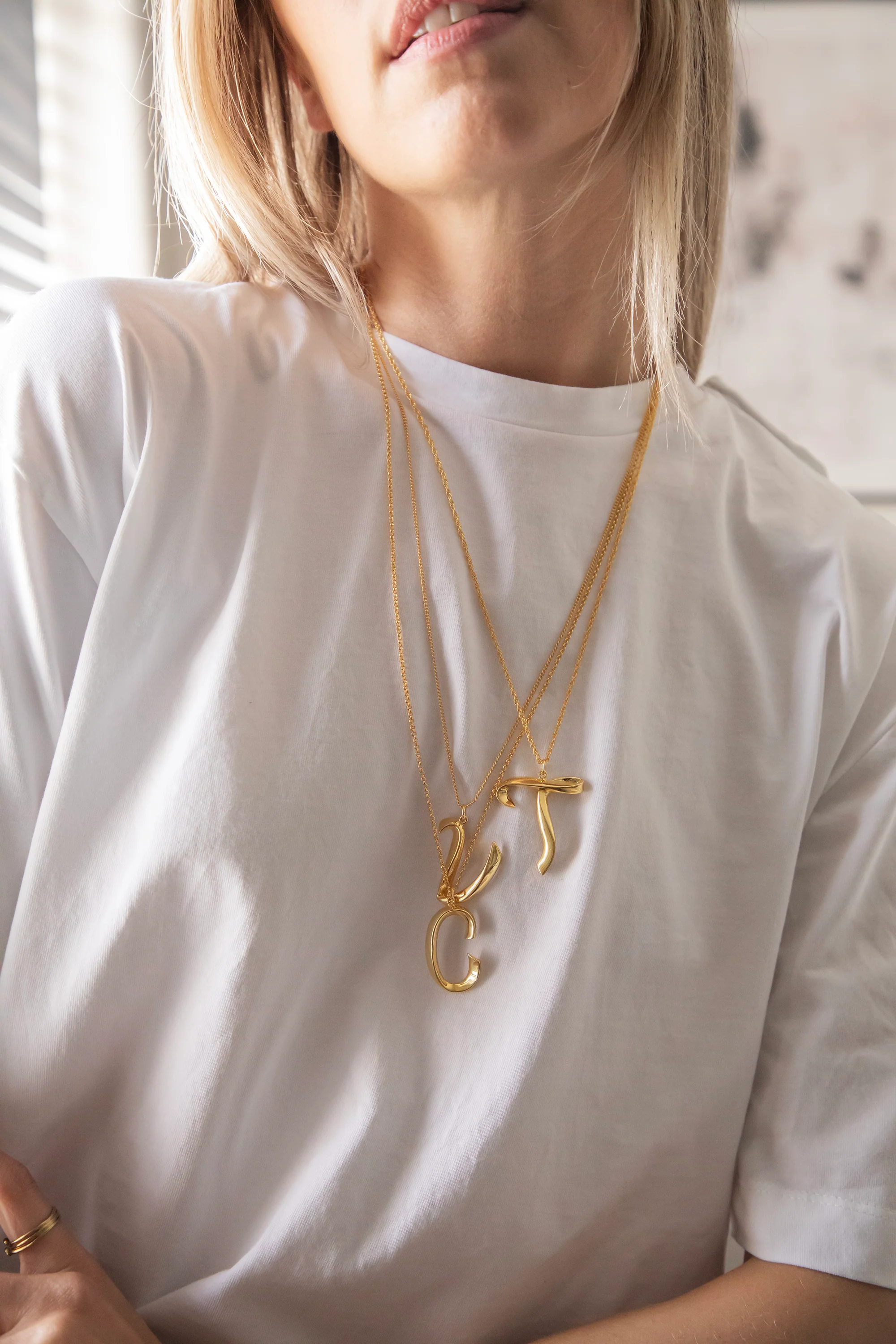 Alphabet B Gold - Ketting - Image 9