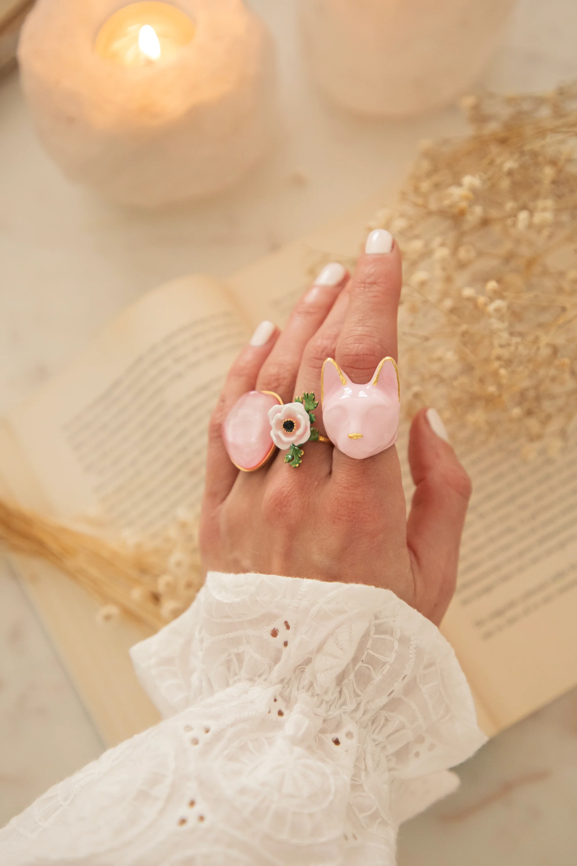 Anemone White - Ring - Image 8