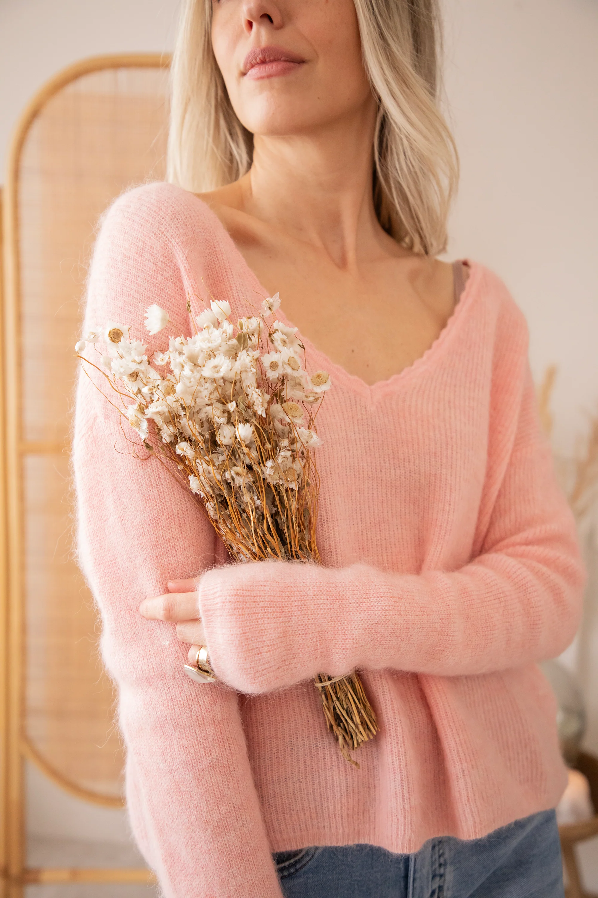 Basic Barbara Girly Pink - Trui - Image 6