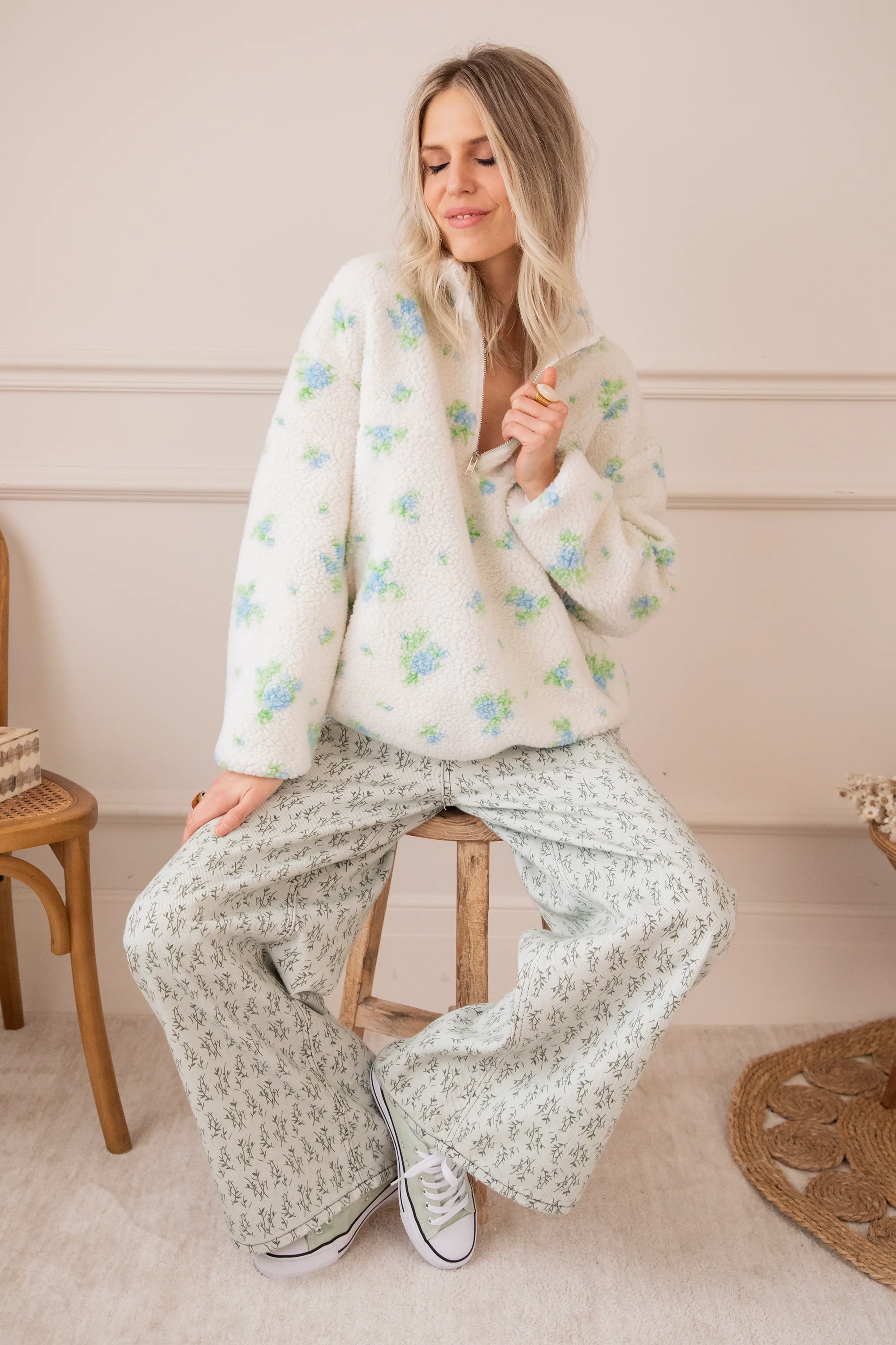 Blooming Bear Off White/Blue - Trui - Image 9