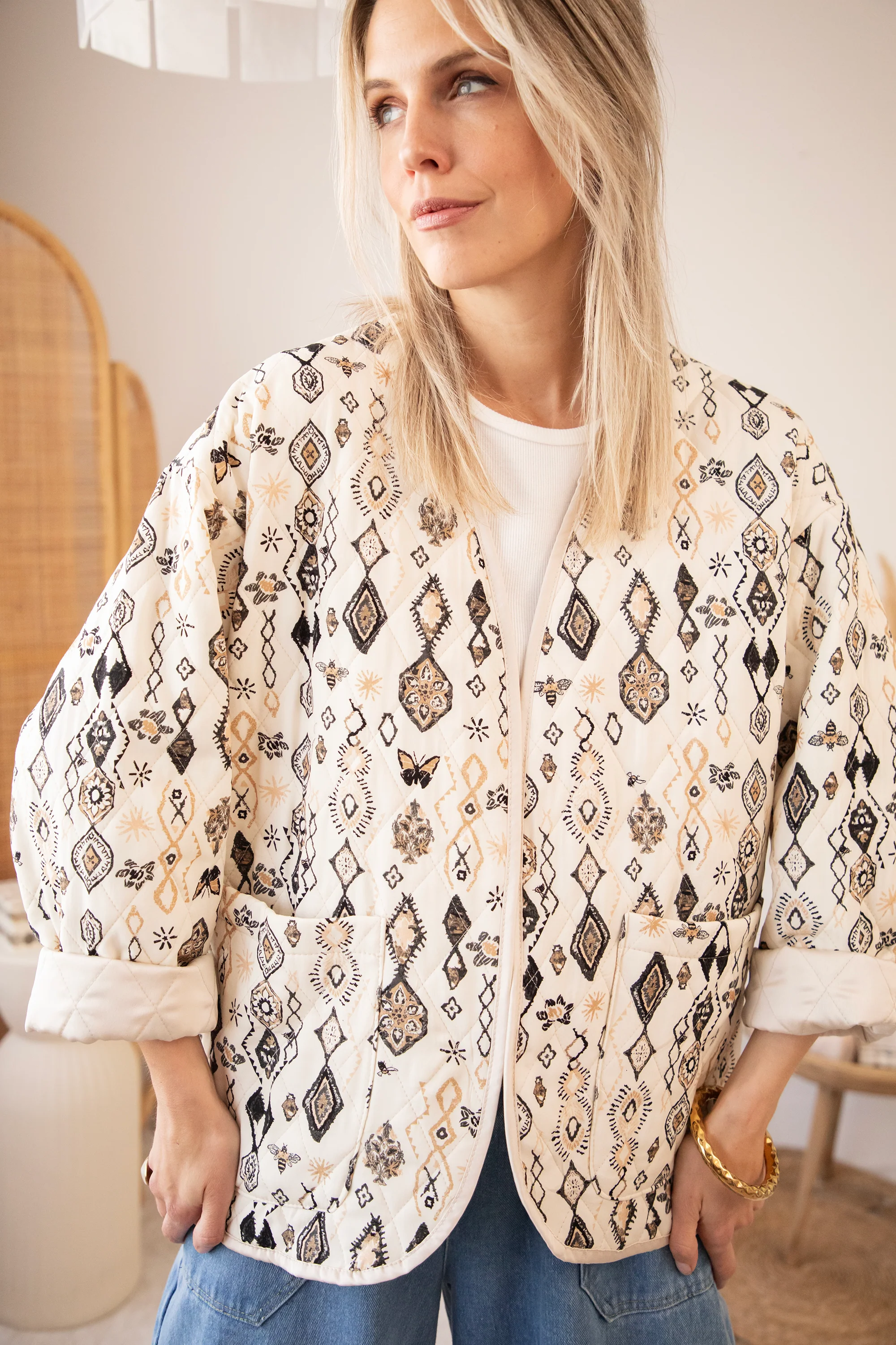 Botanical Quilt Beige/Black - Jacket - Image 2