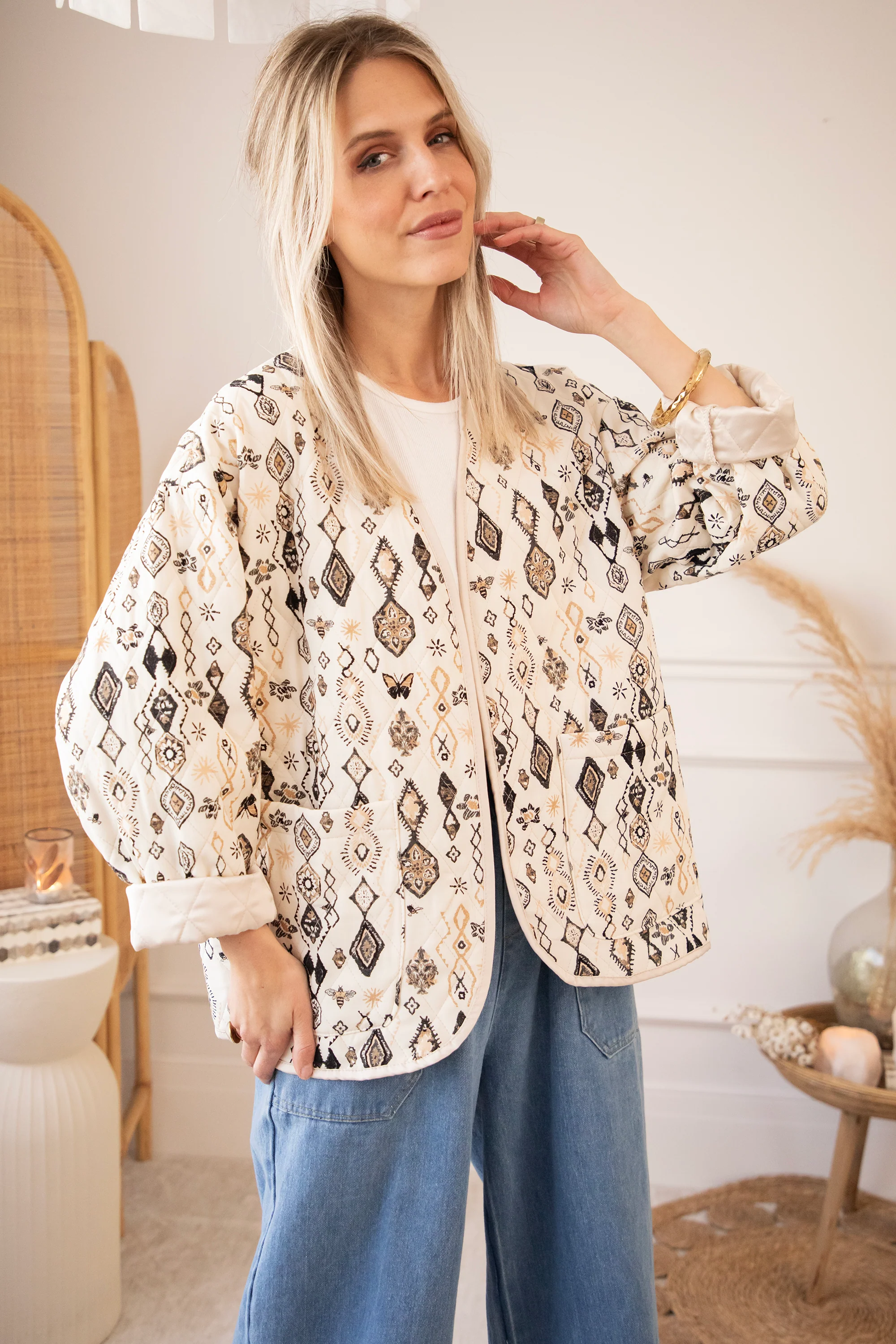 Botanical Quilt Beige/Black - Jacket - Image 7