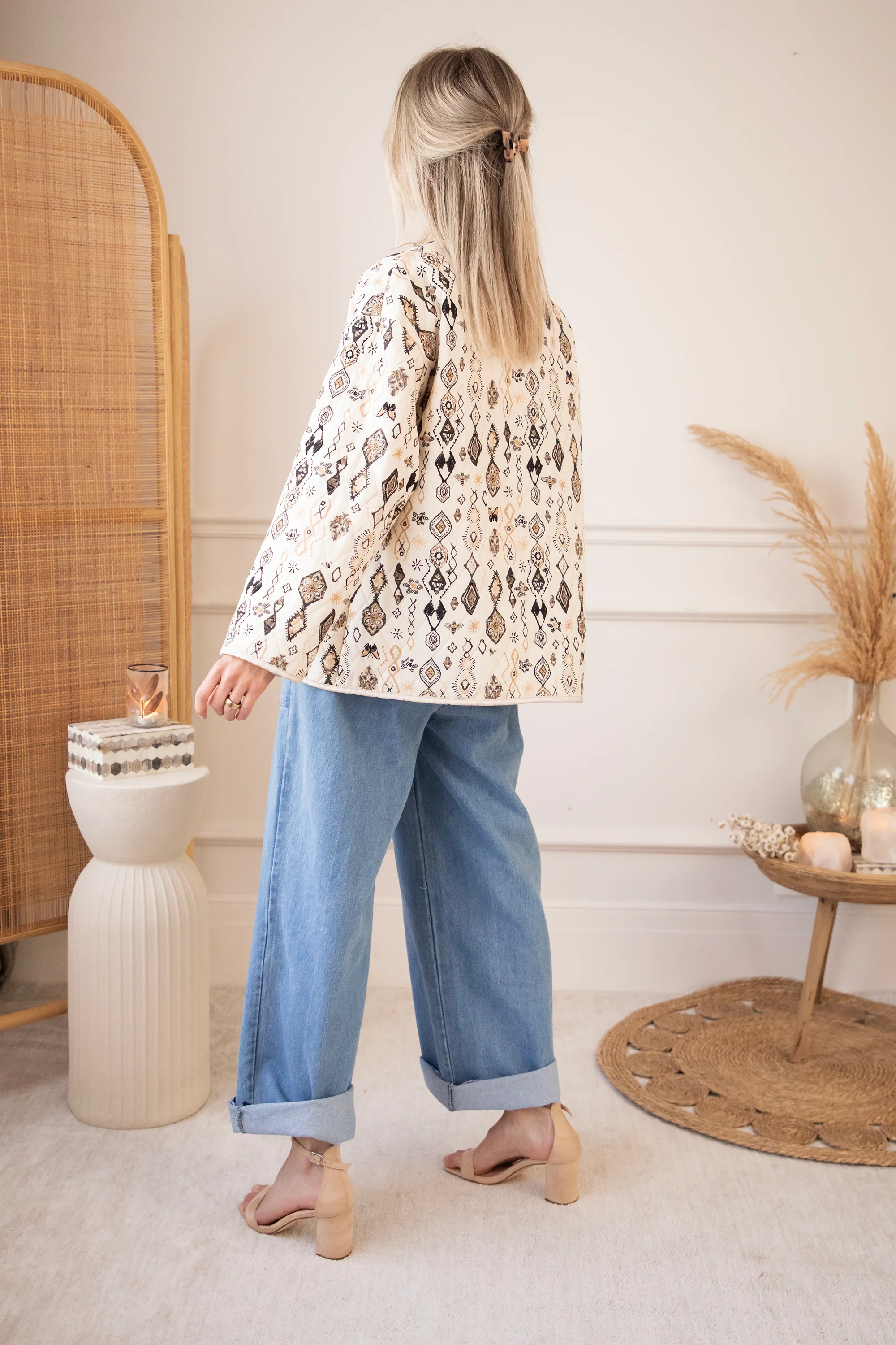 Botanical Quilt Beige/Black - Jacket - Image 8