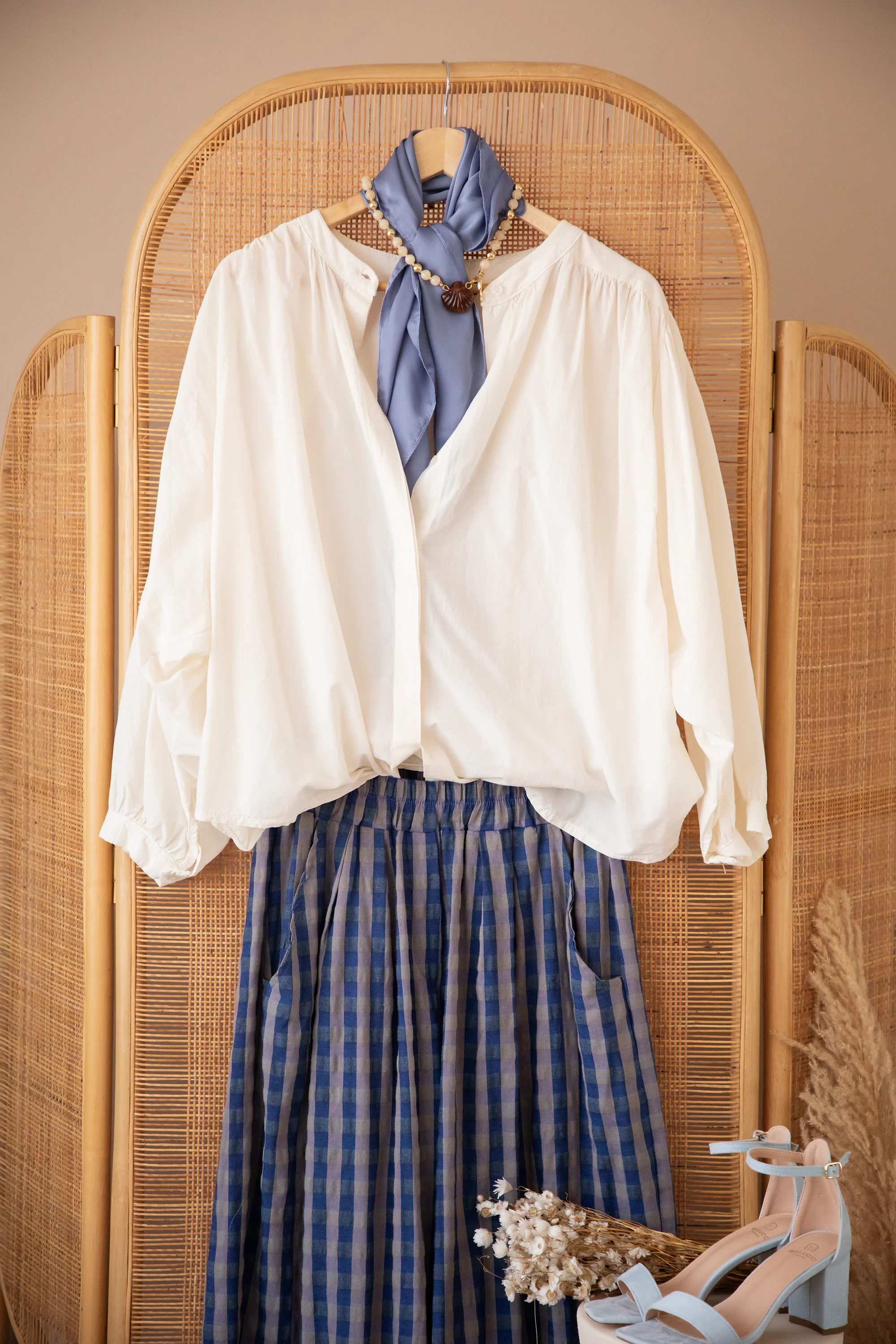 Breezy Base Beige - Blouse - Image 2