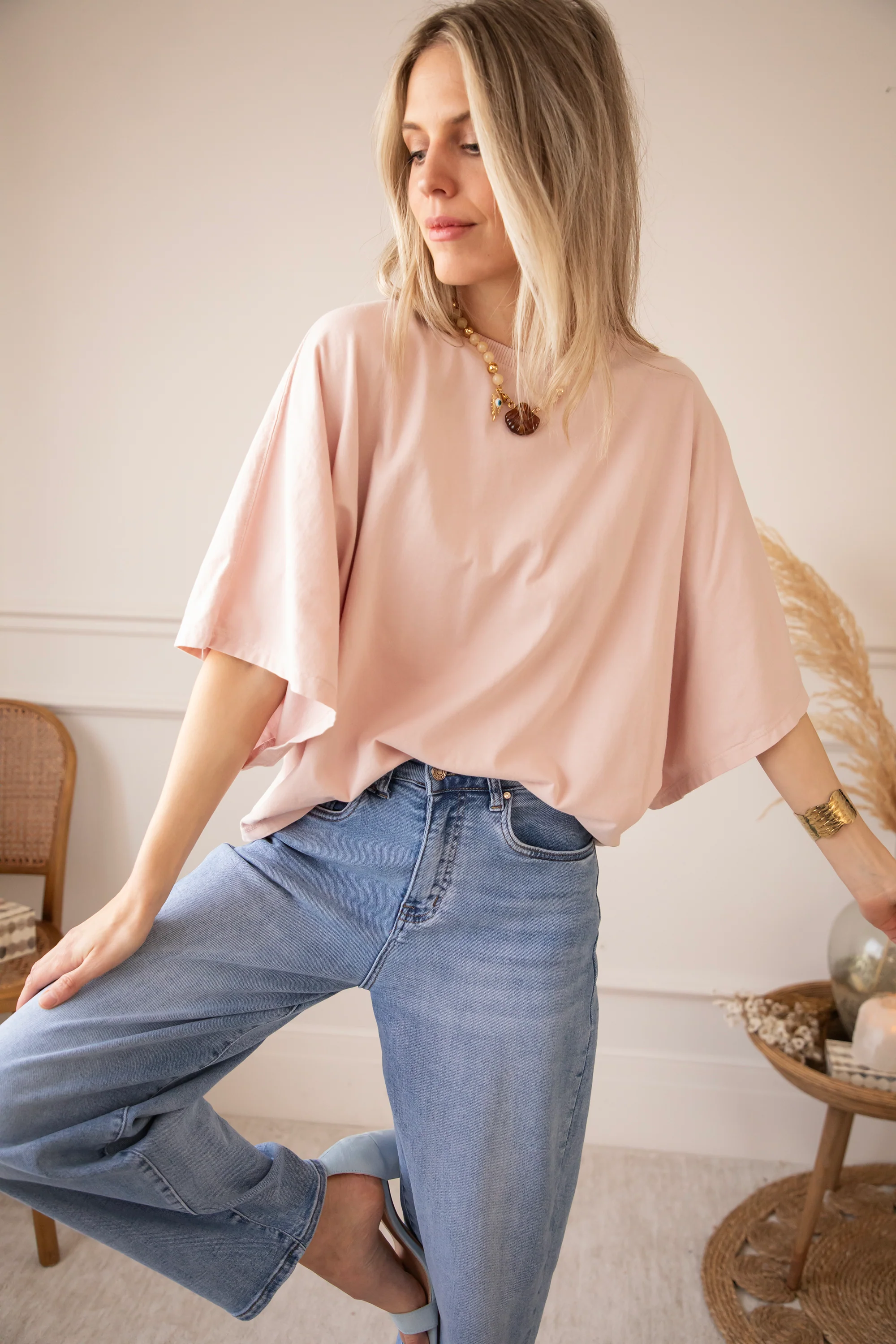 Butterfly Base Pink - T-Shirt - Image 2