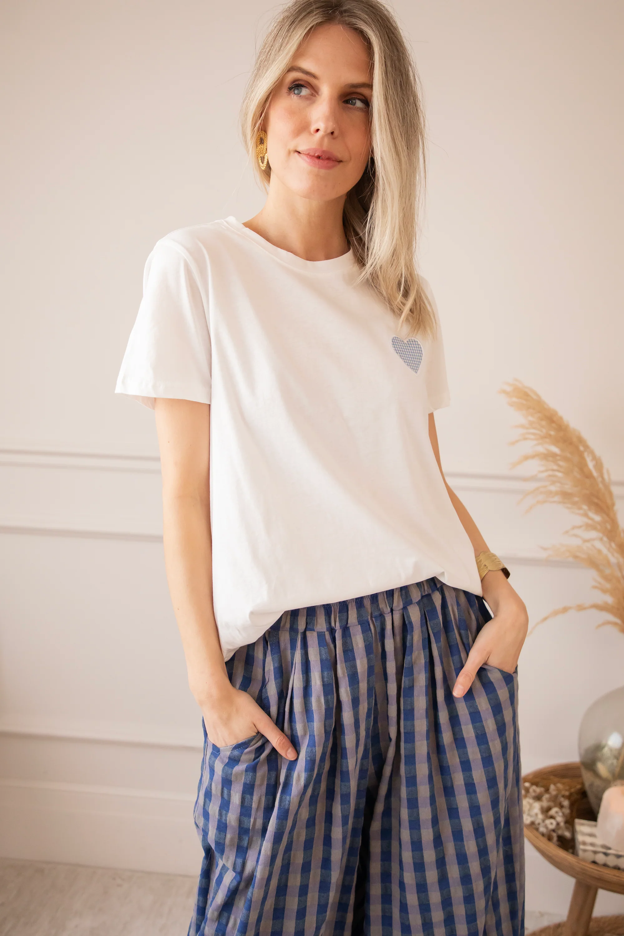 Checkered Beating Heart White/Blue - T-Shirt - Image 7
