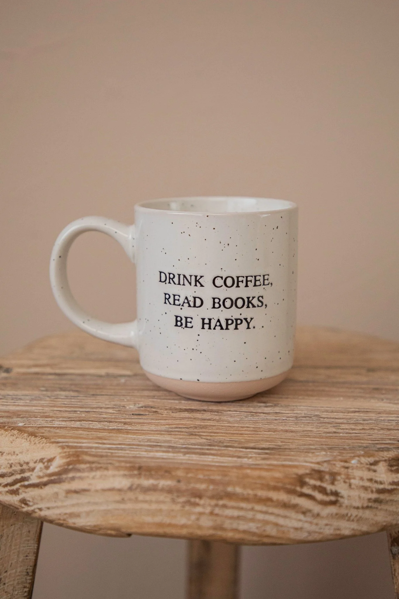 Coffee & Books Beige - Mok - Image 5