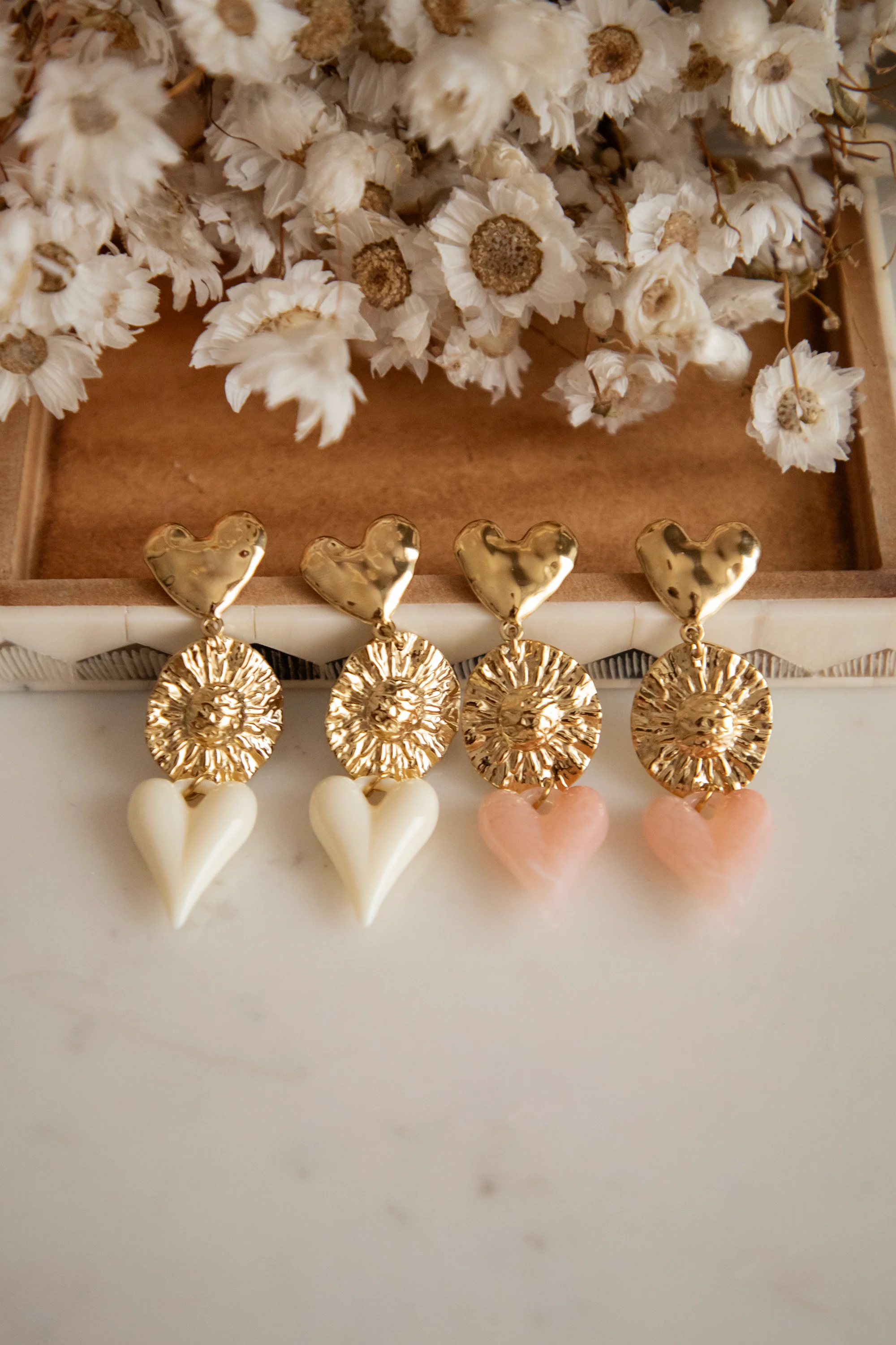 Cosmic Love Beige/Gold - Oorbellen - Image 3