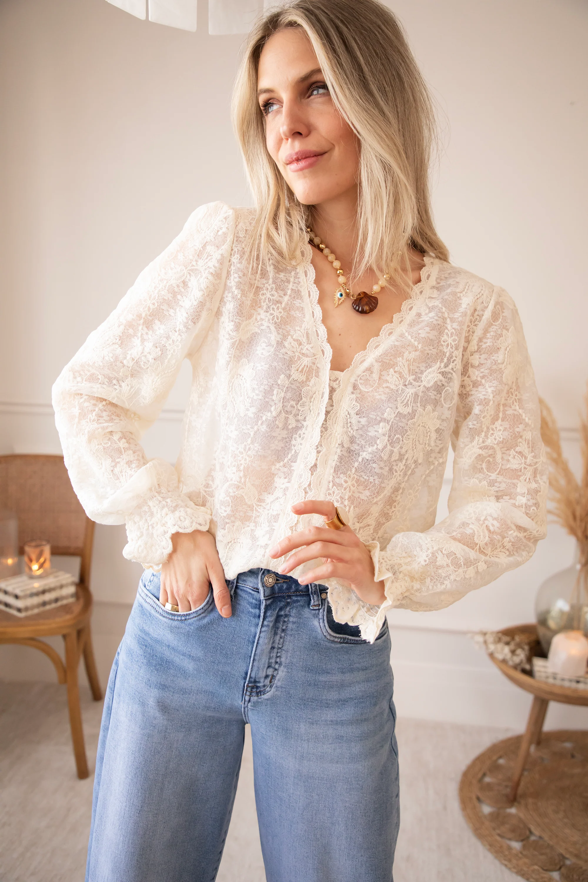 Douce Fleur Beige - Blouse - Image 2