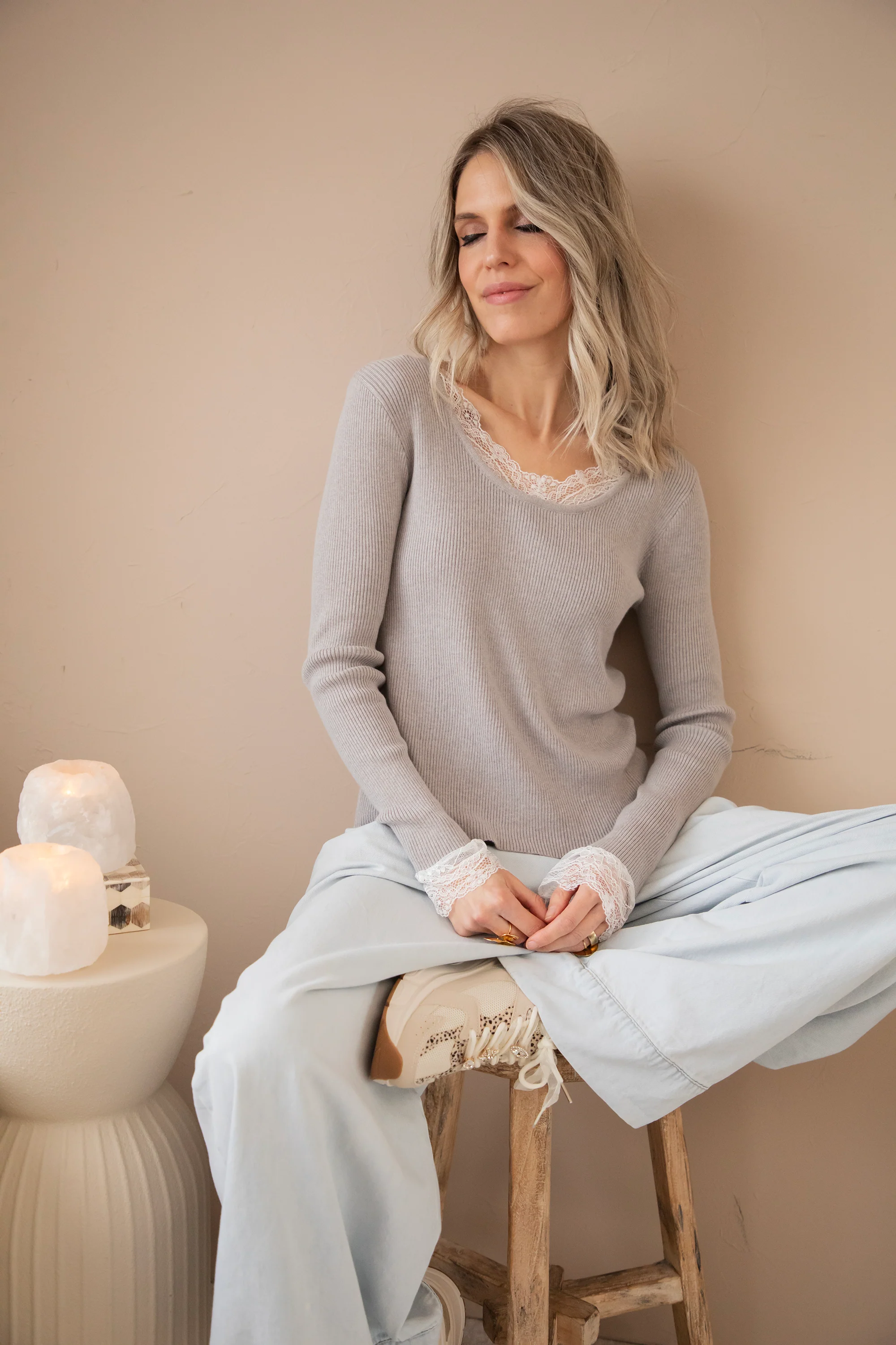 Elsie Laced Grey - Longsleeve - Image 3
