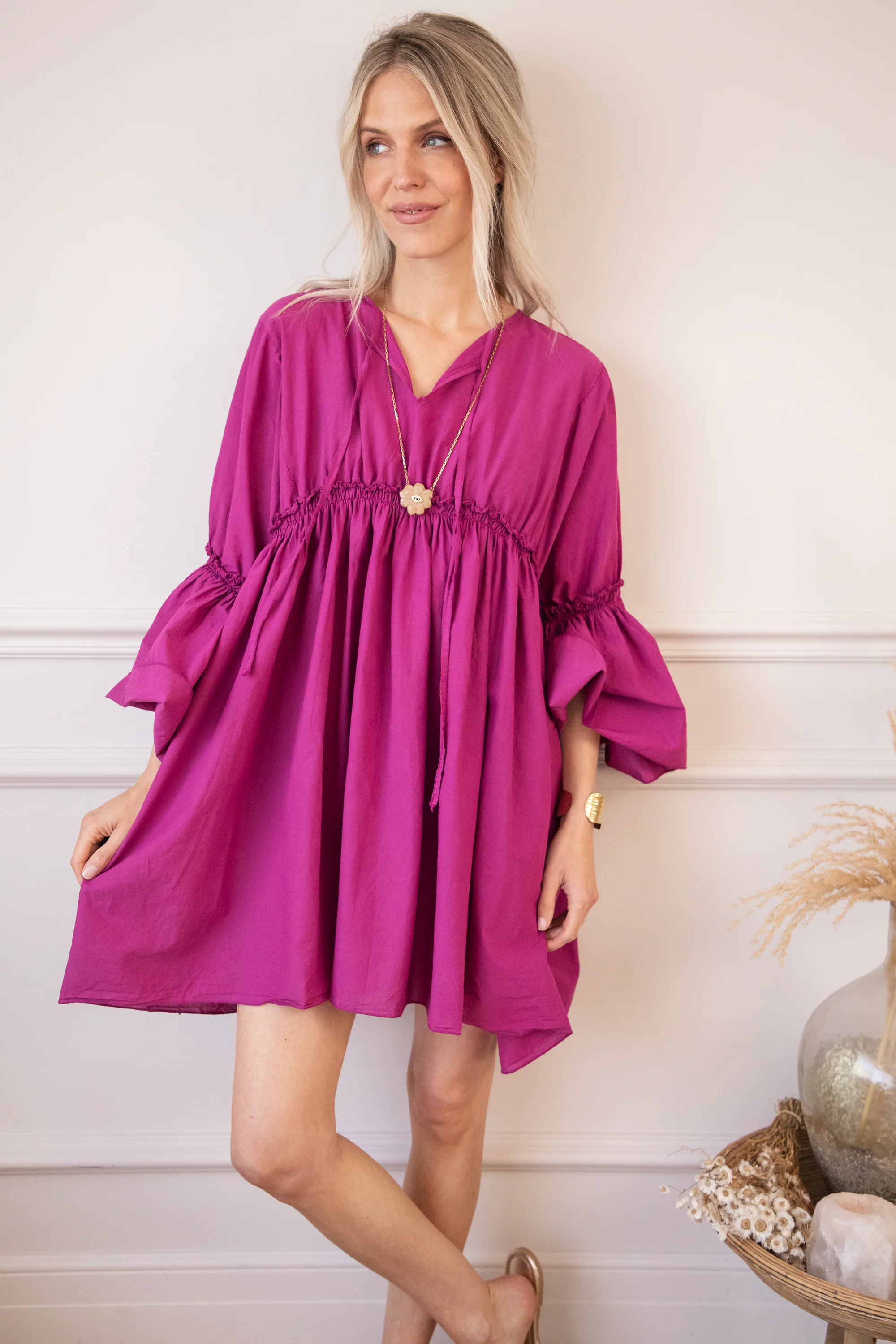 Feline Pleated Plum - Jurk - Image 5