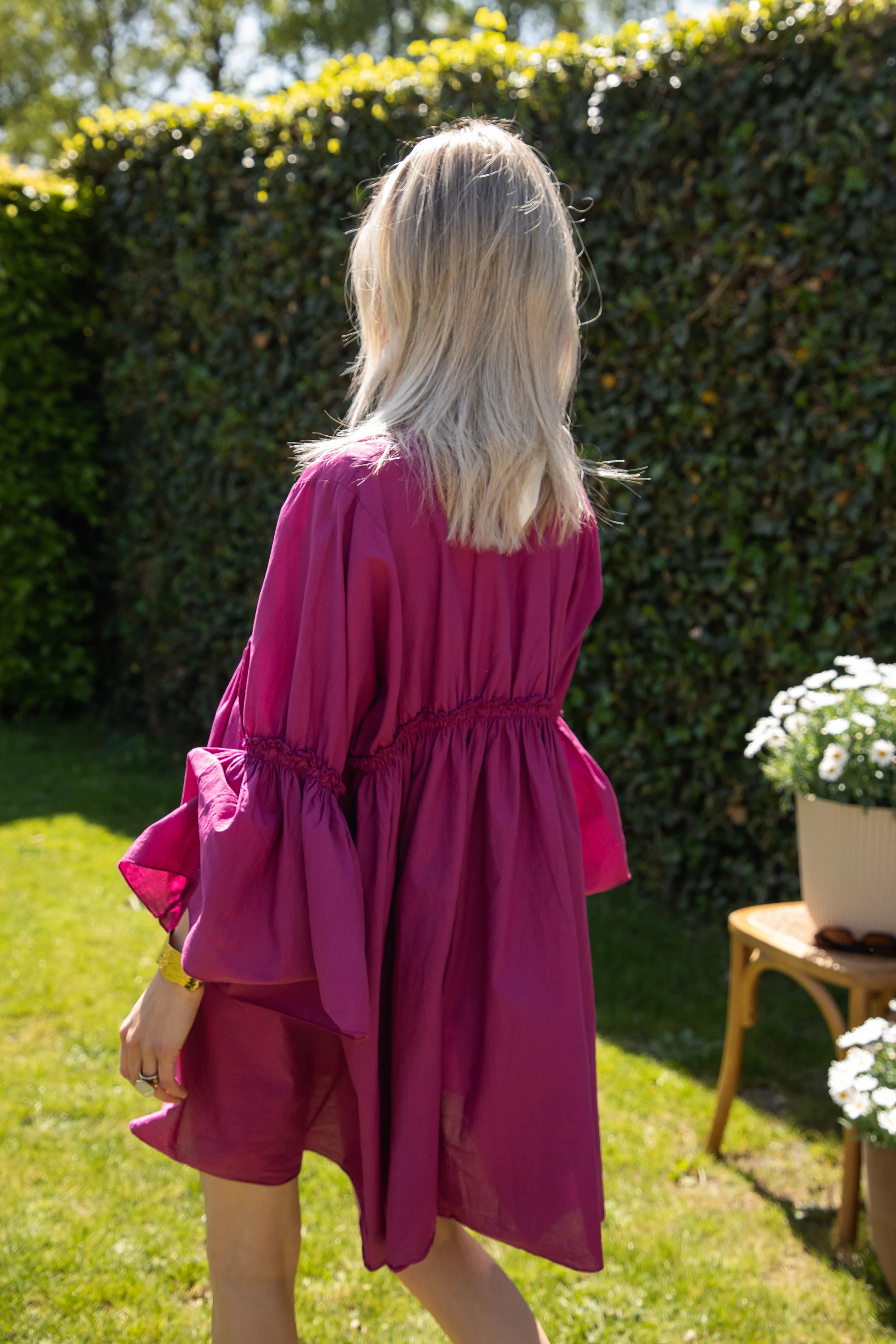 Feline Pleated Plum - Jurk - Image 9