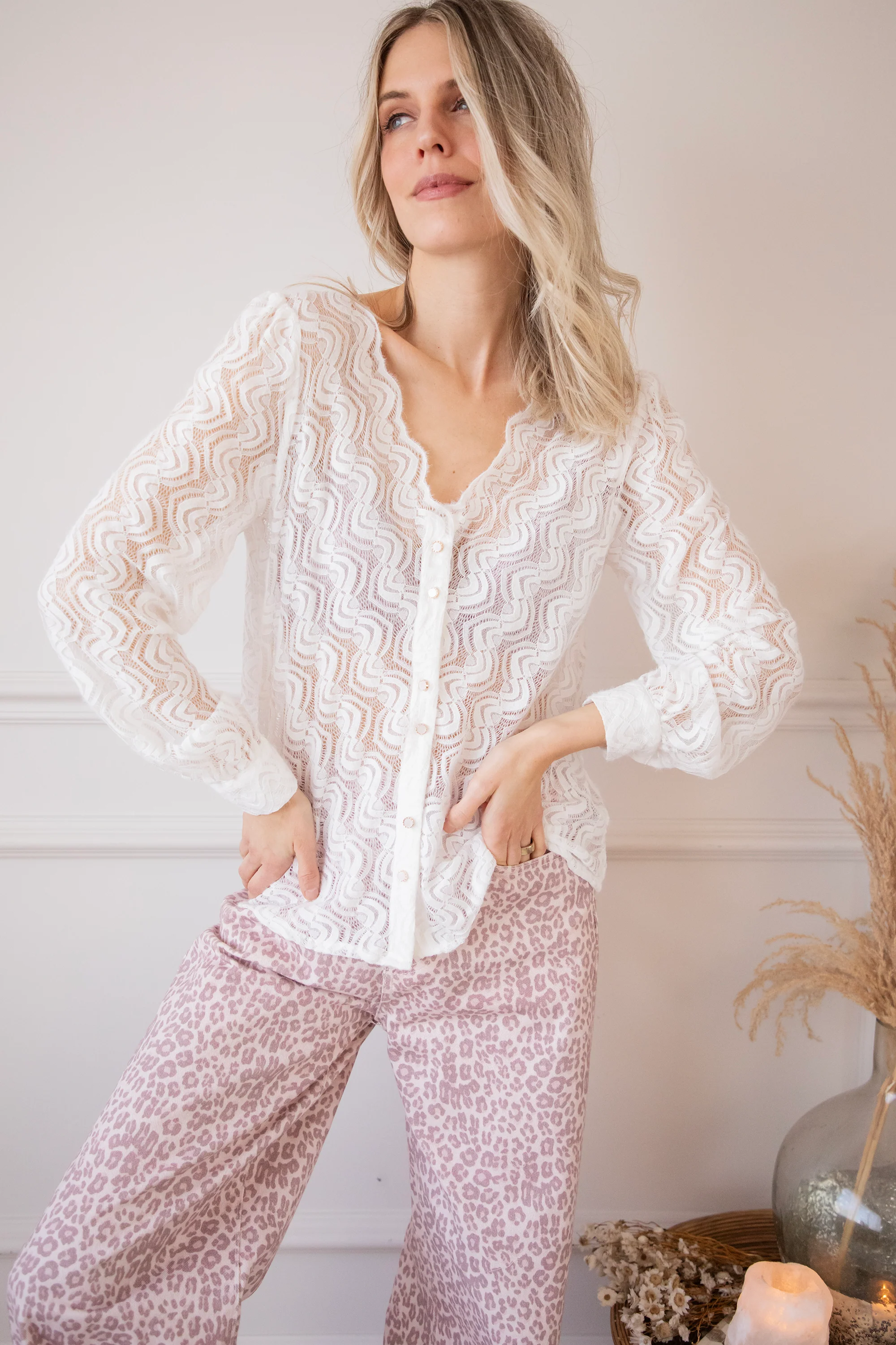 Fine Twist White - Blouse - Image 12