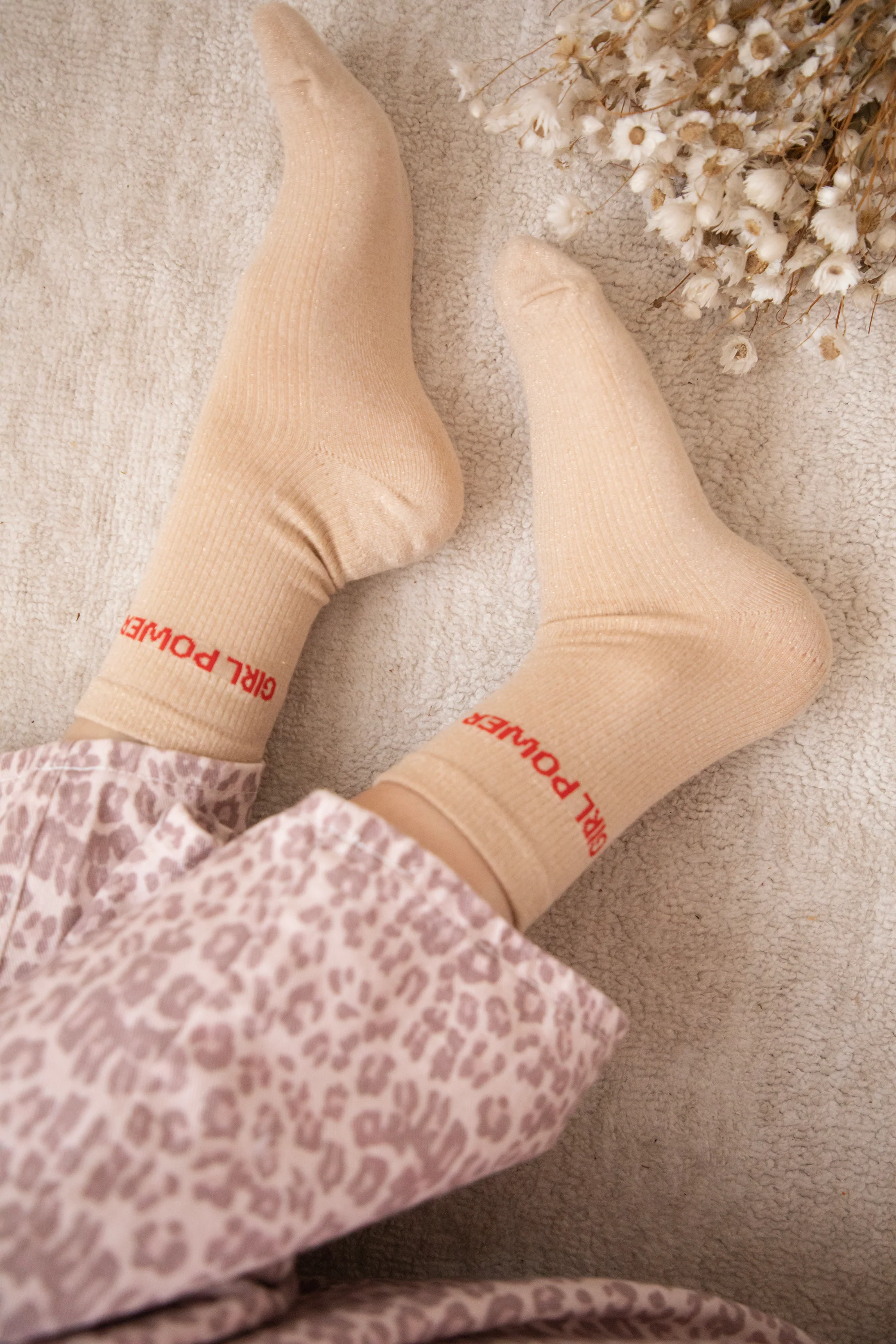 Girl Power Moves Beige/Red - Sokken - Image 4