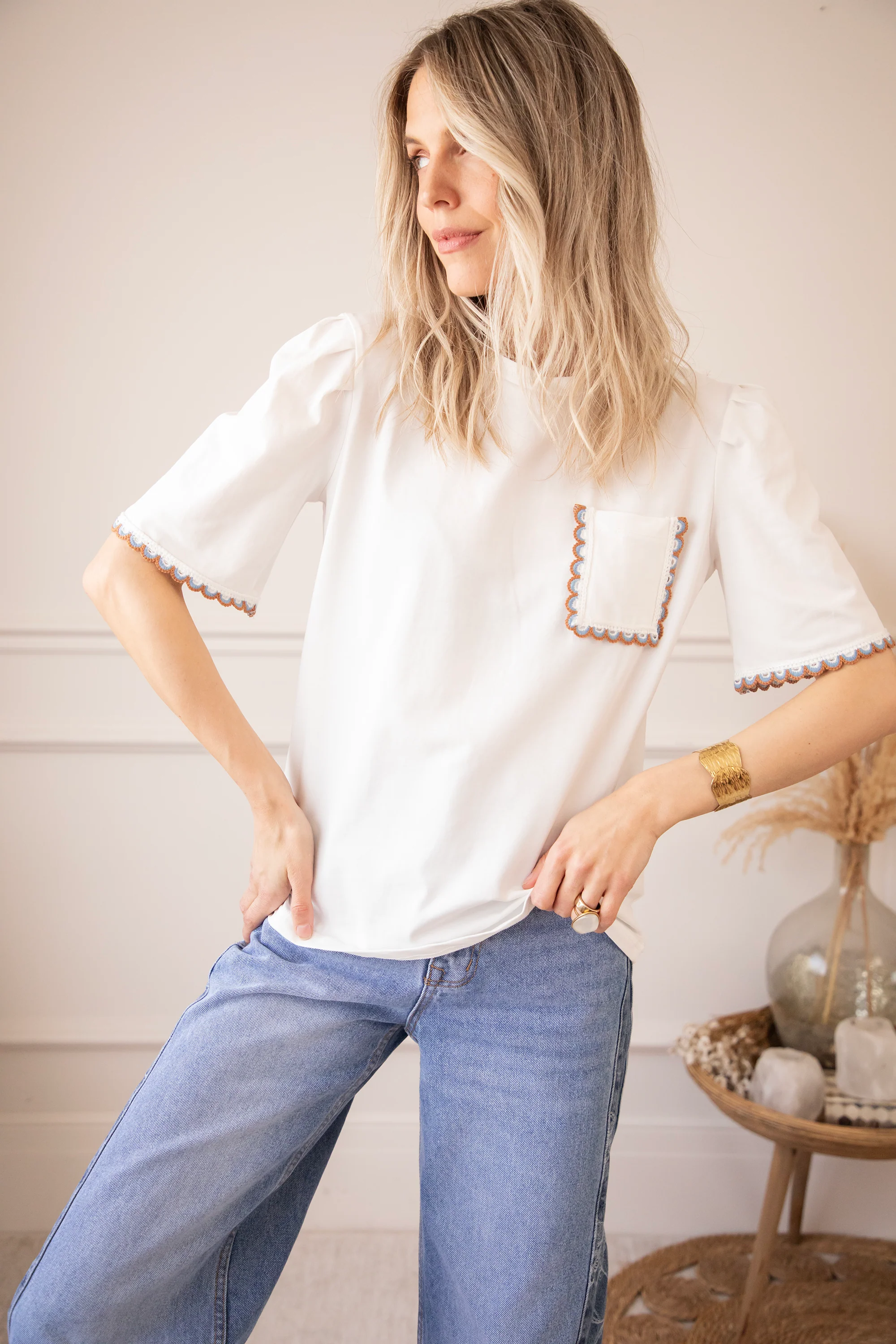 Happy Waves White - T-Shirt - Image 3