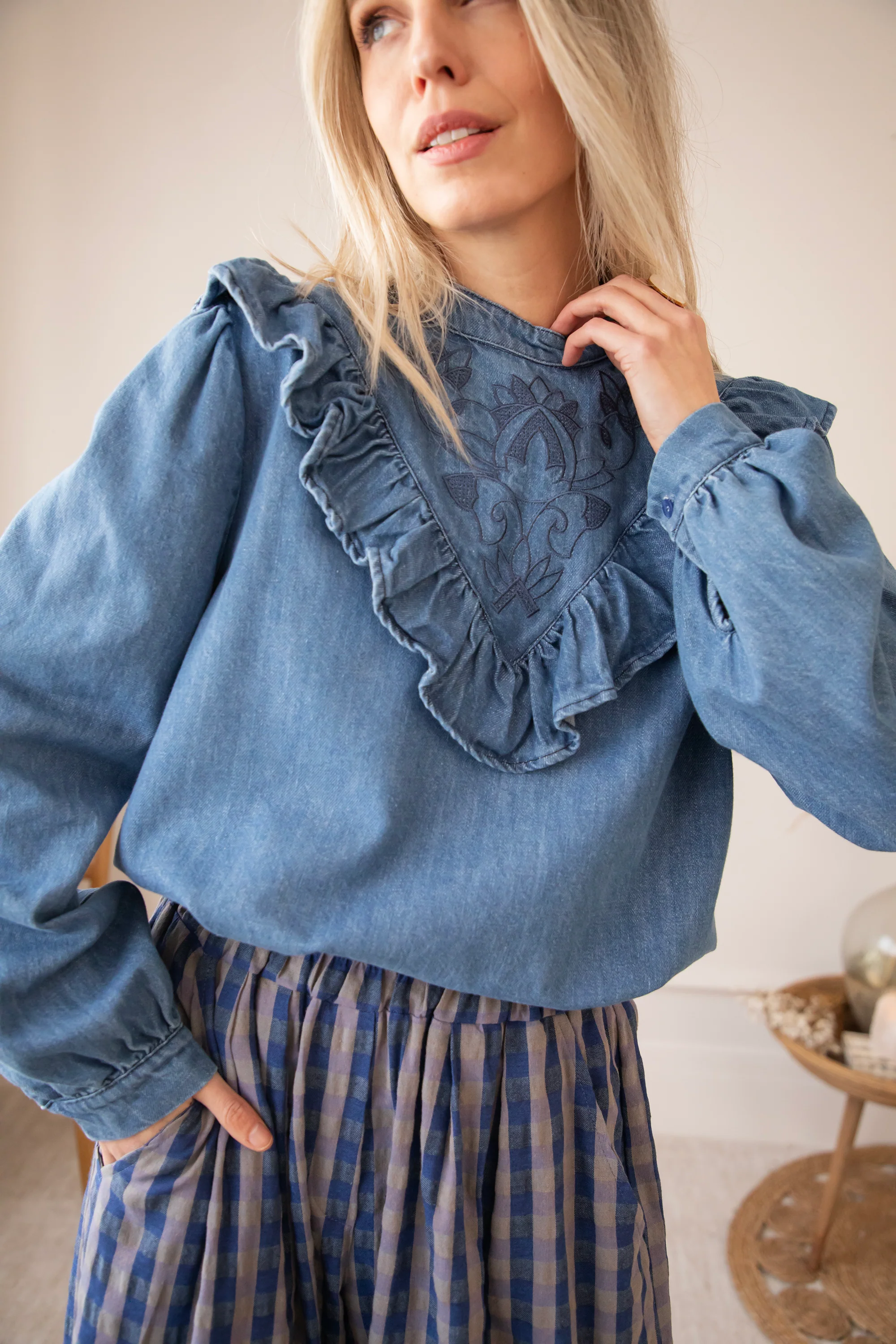 Jeany Ruche Blue - Blouse - Image 2