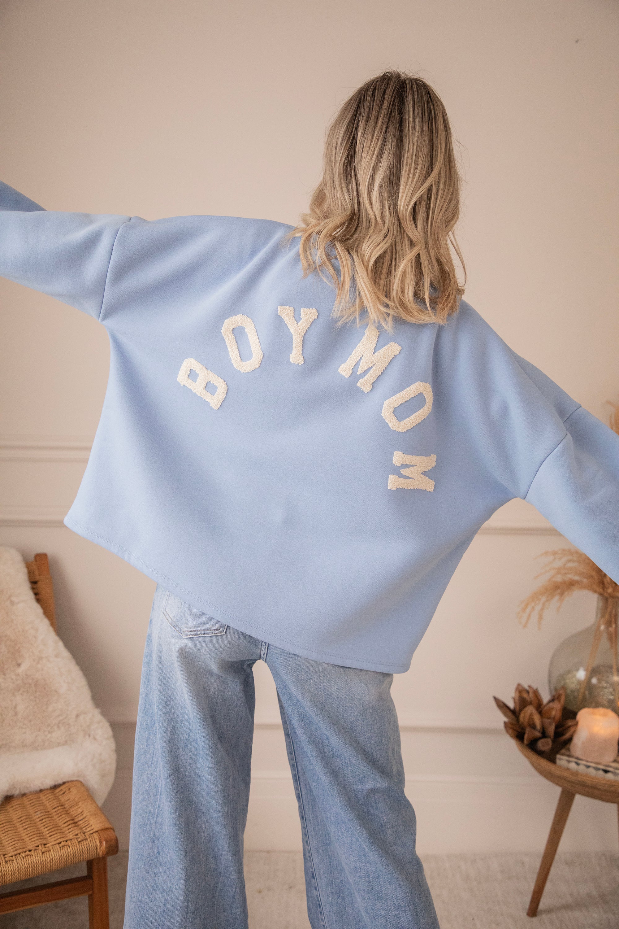 Lily Boy Mom Blue/Beige - Sweater - Image 4