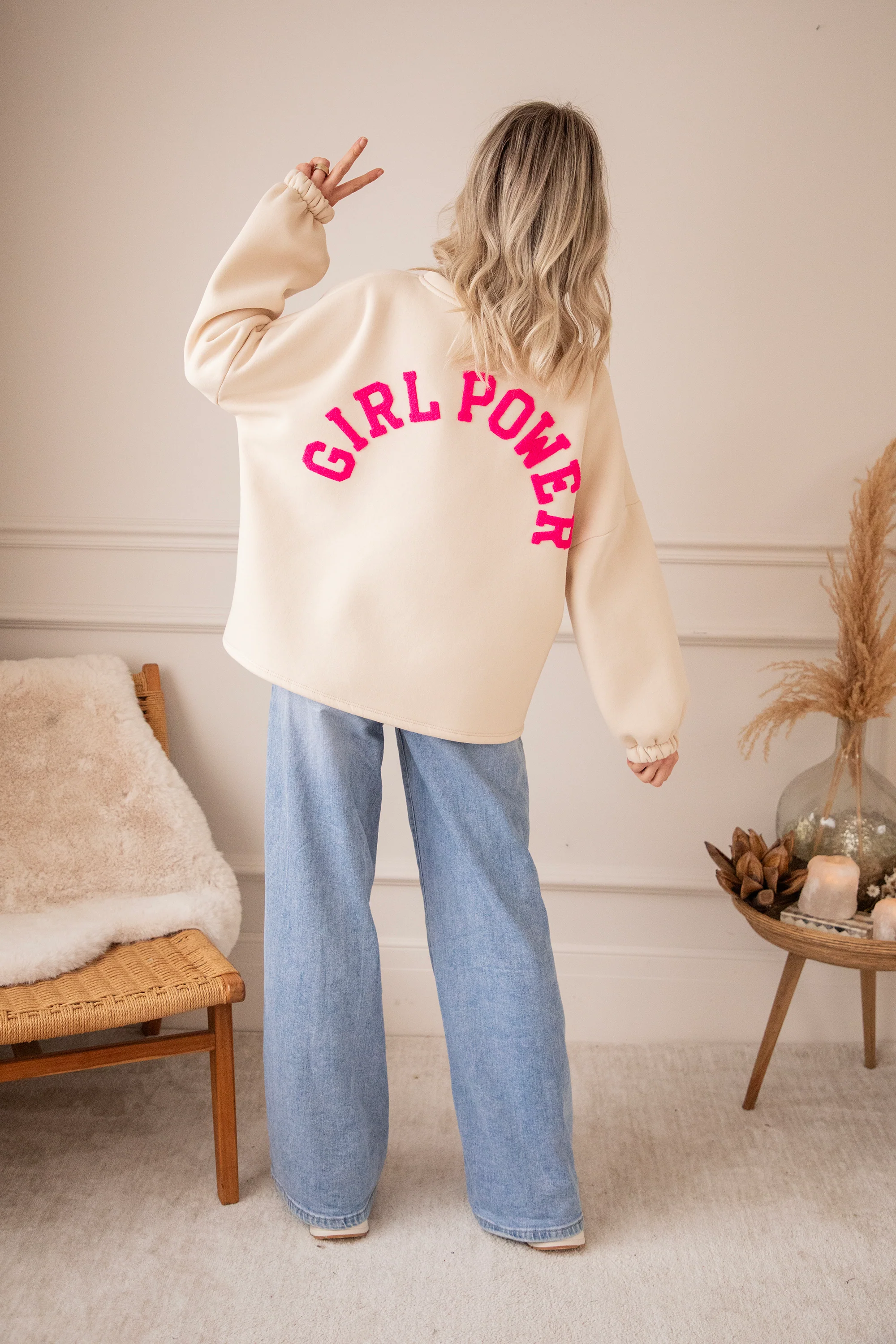 Lily Girl Power Beige/Fuchsia - Sweater - Image 4