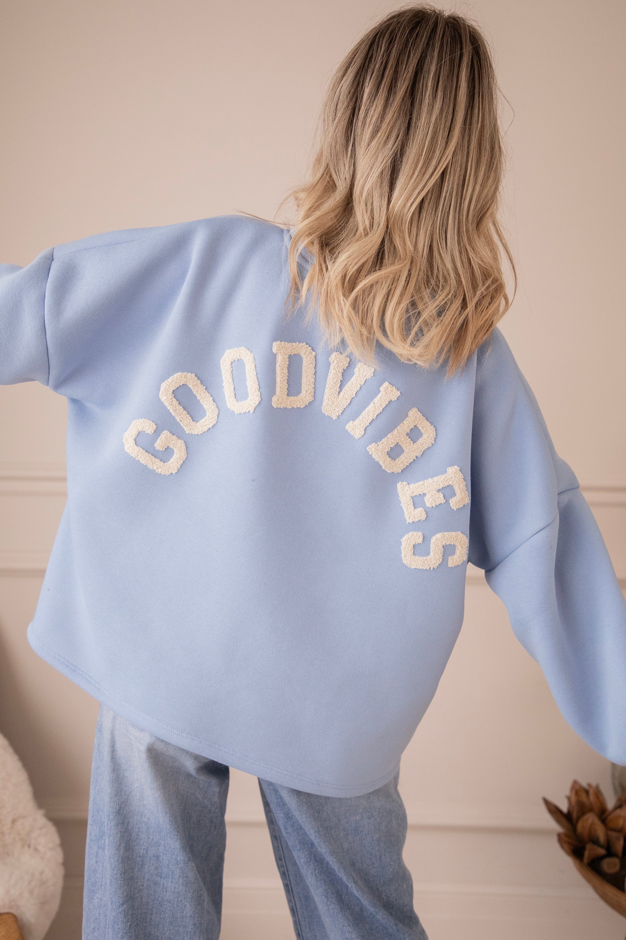 Lily Good Vibes Blue/Beige - Sweater