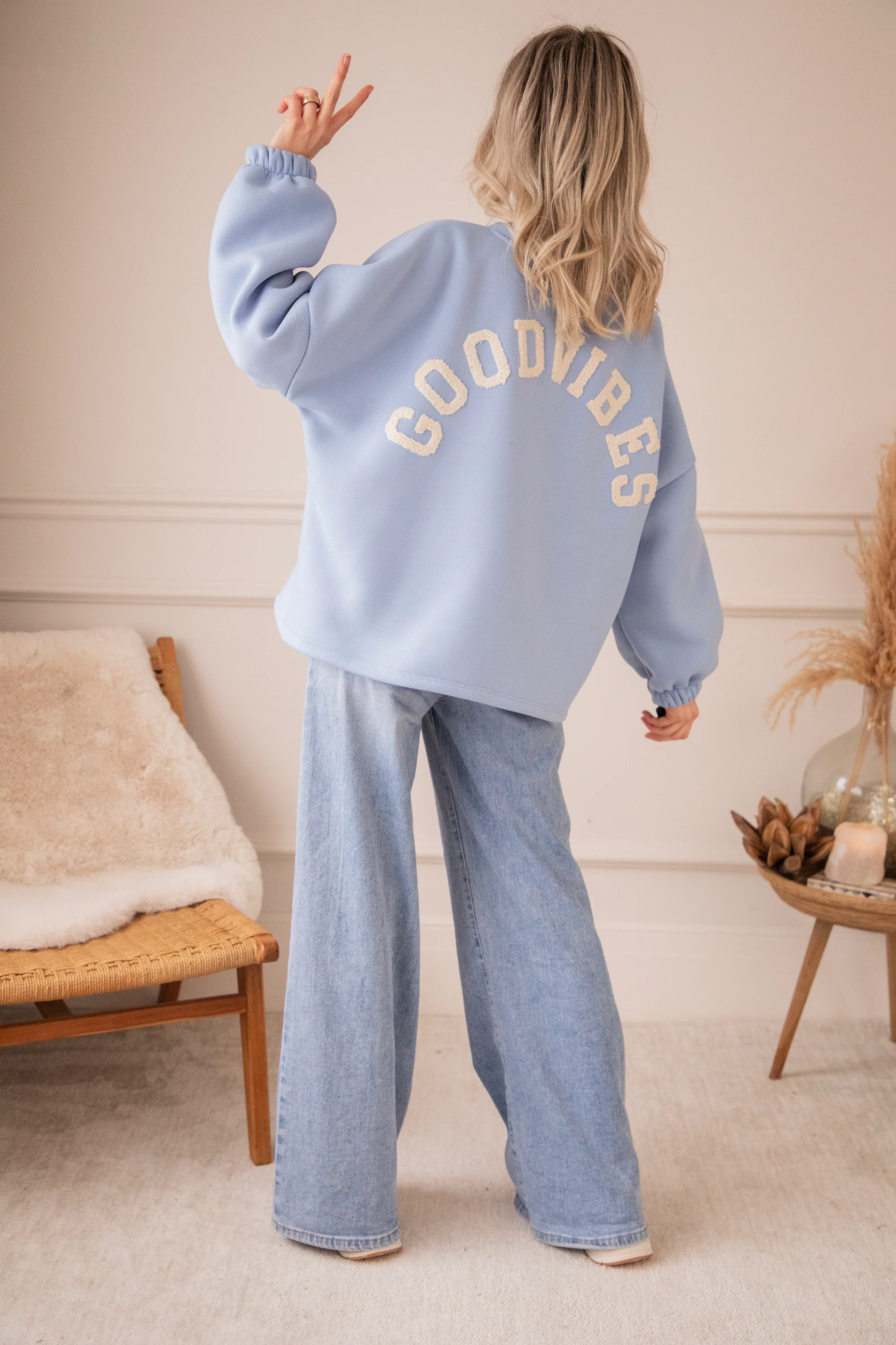 Lily Good Vibes Blue/Beige - Sweater - Image 4
