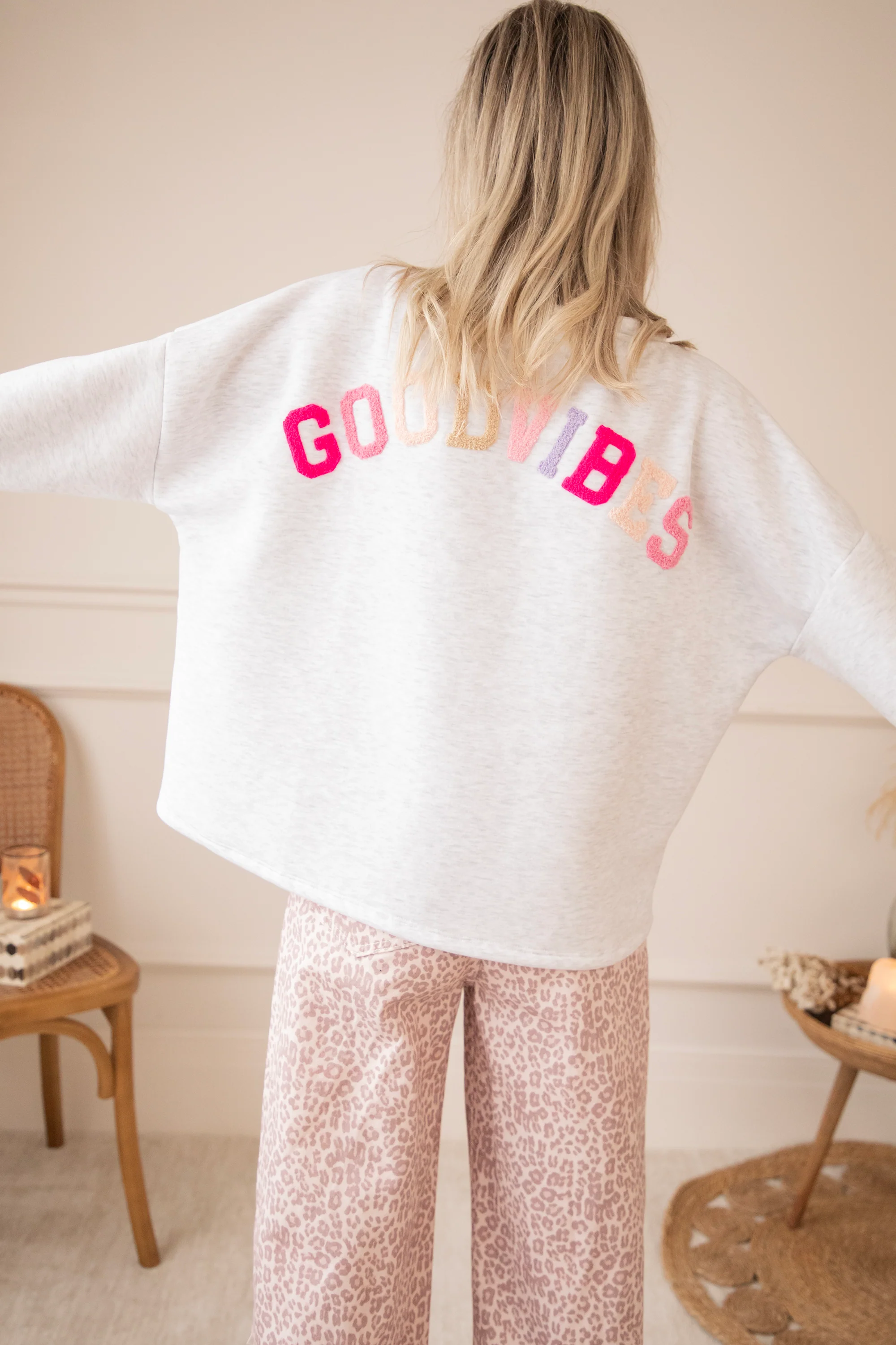 Lily Good Vibes Soft Grey/Multi - Sweater - Image 5