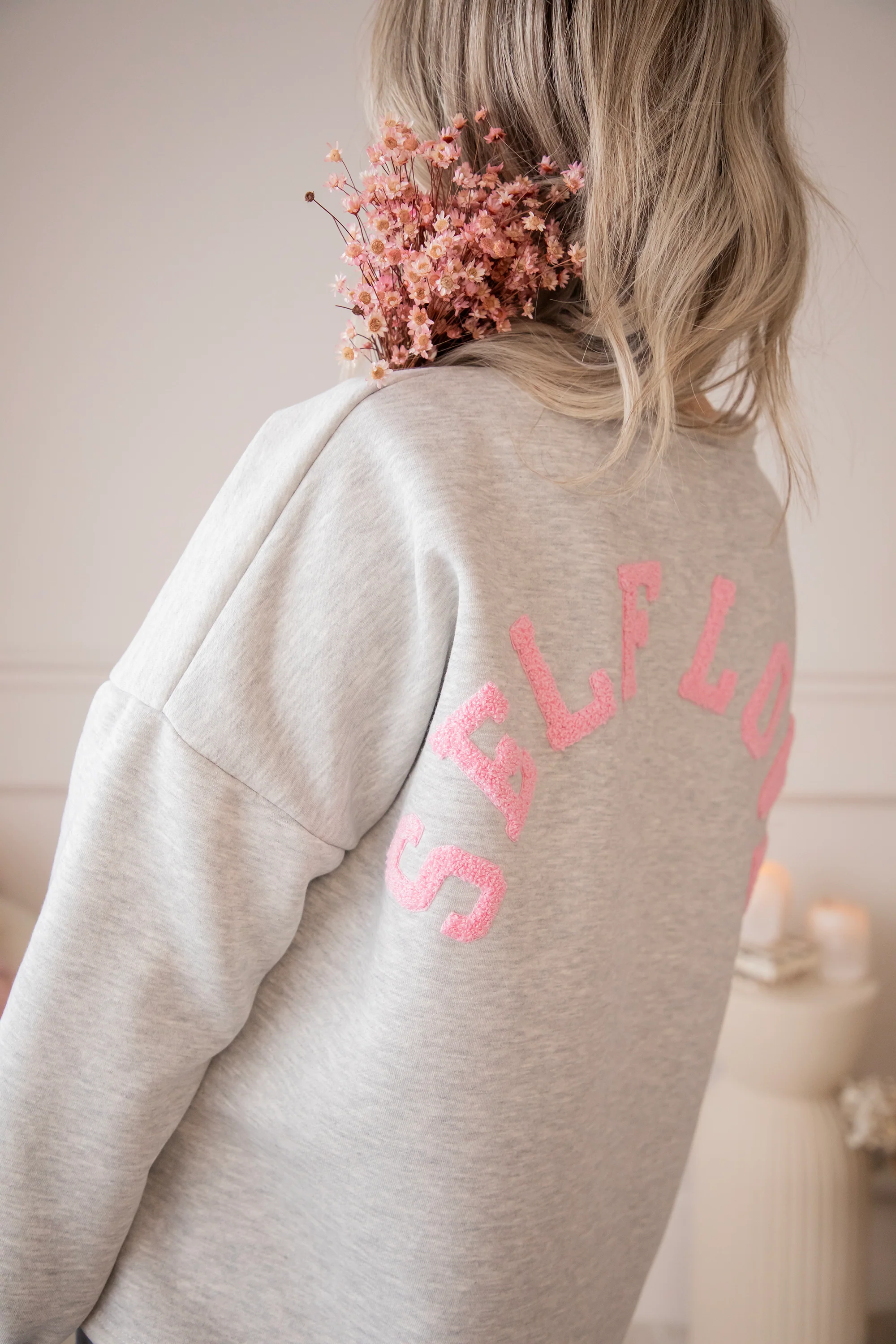 Lily Self Love Soft Grey/Baby Pink - Sweater - Image 10