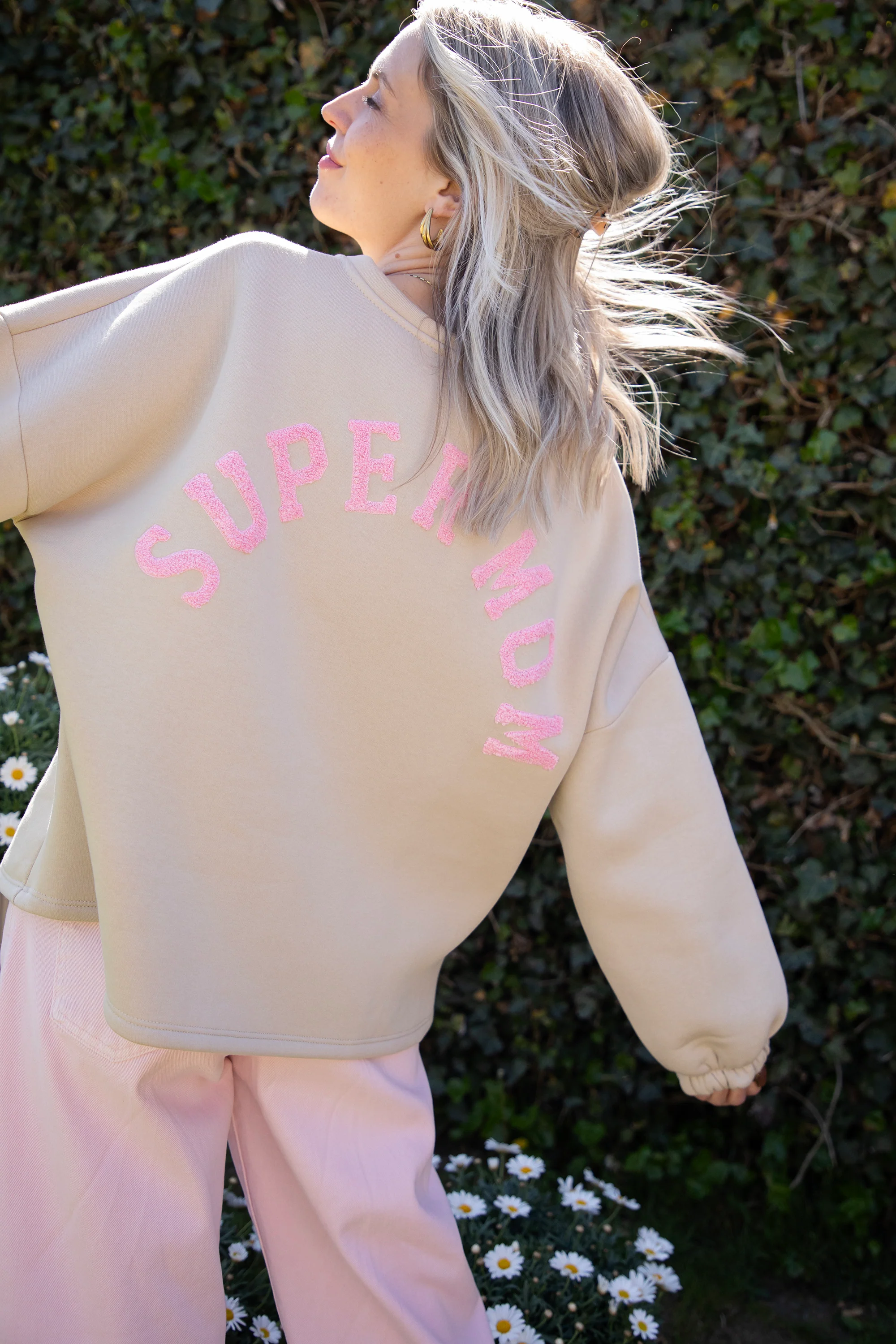 Lily Super Mom Beige/Baby Pink - Sweater - Image 10
