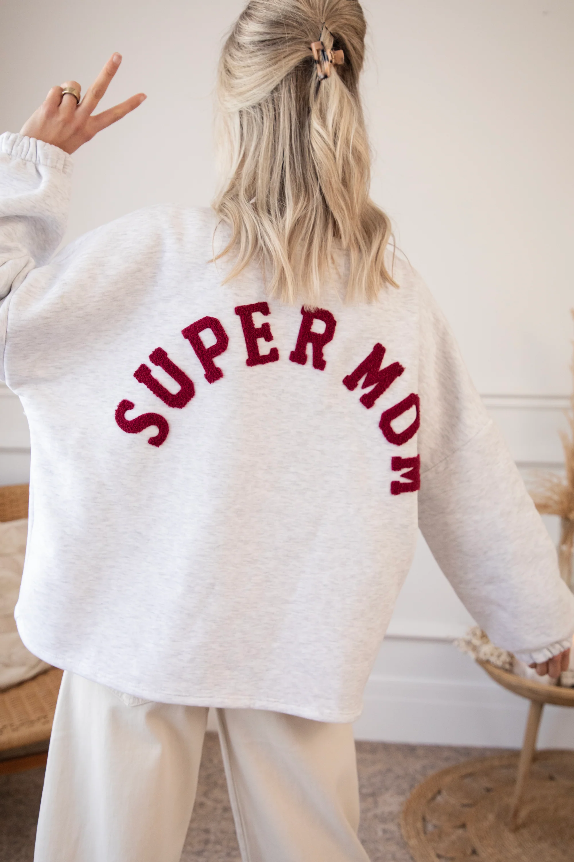 Lily Super Mom Soft Grey/Bordeaux - Sweater - Image 3