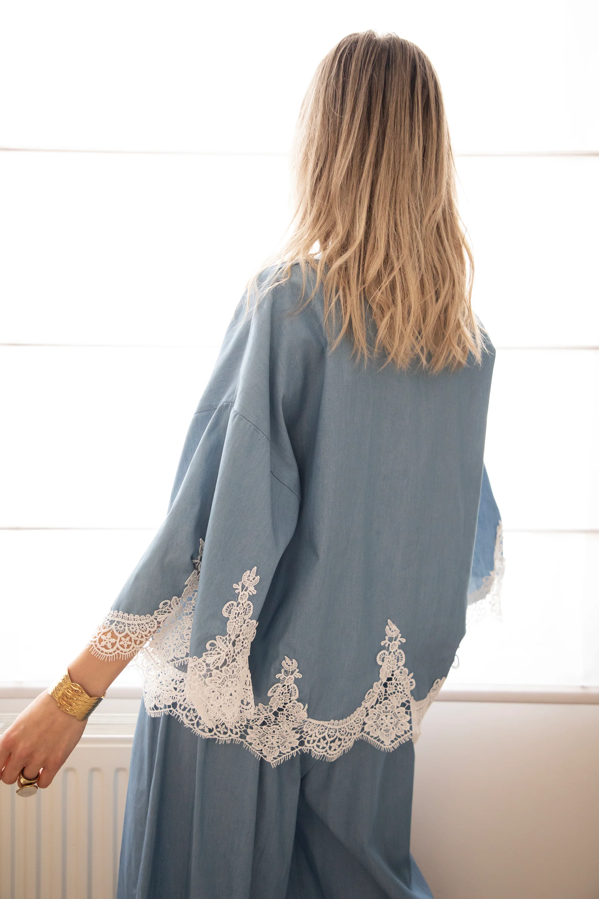 Lucy Lace Blue - Blouse - Image 8