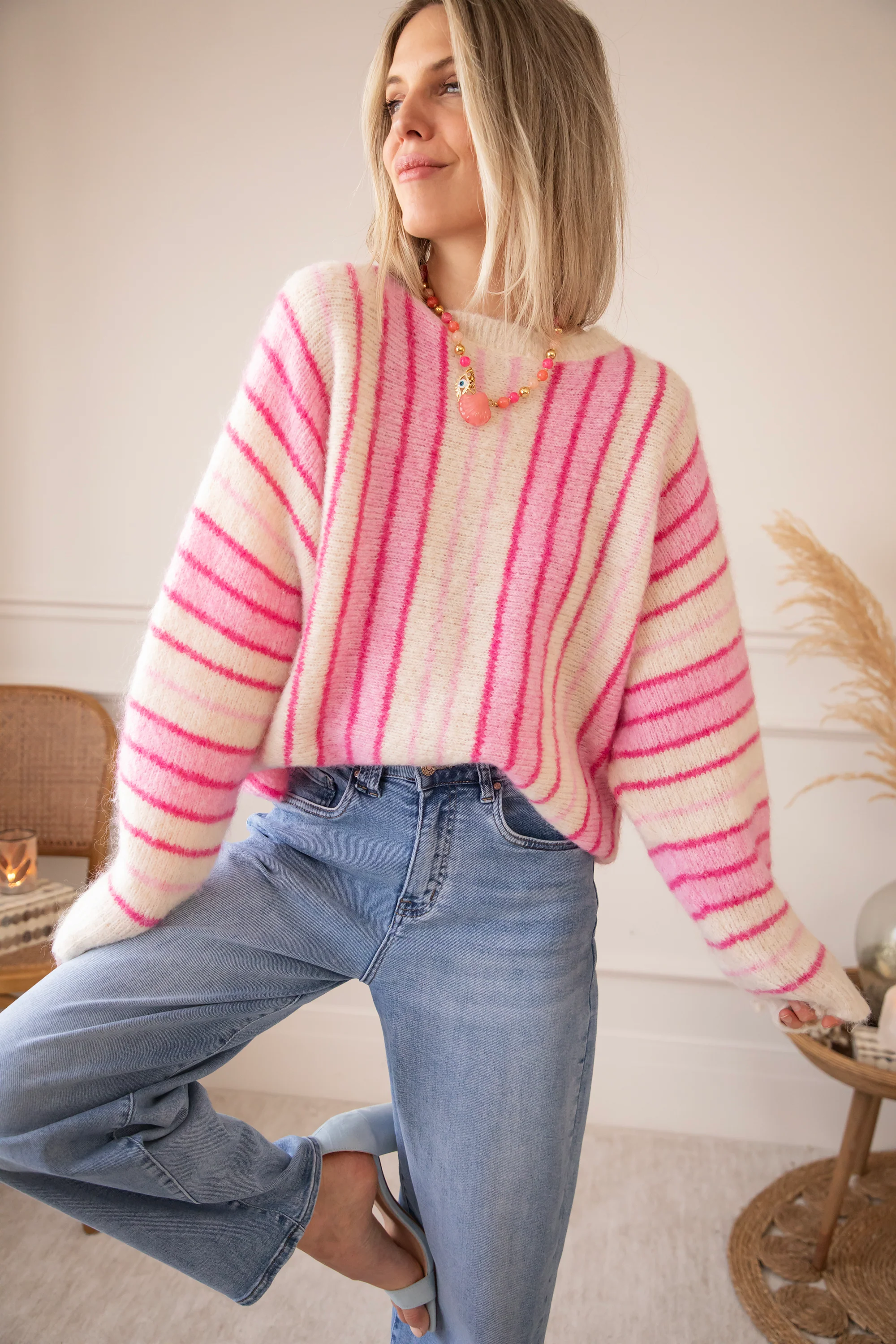 Mood Booster Beige/Pink - Trui - Image 4