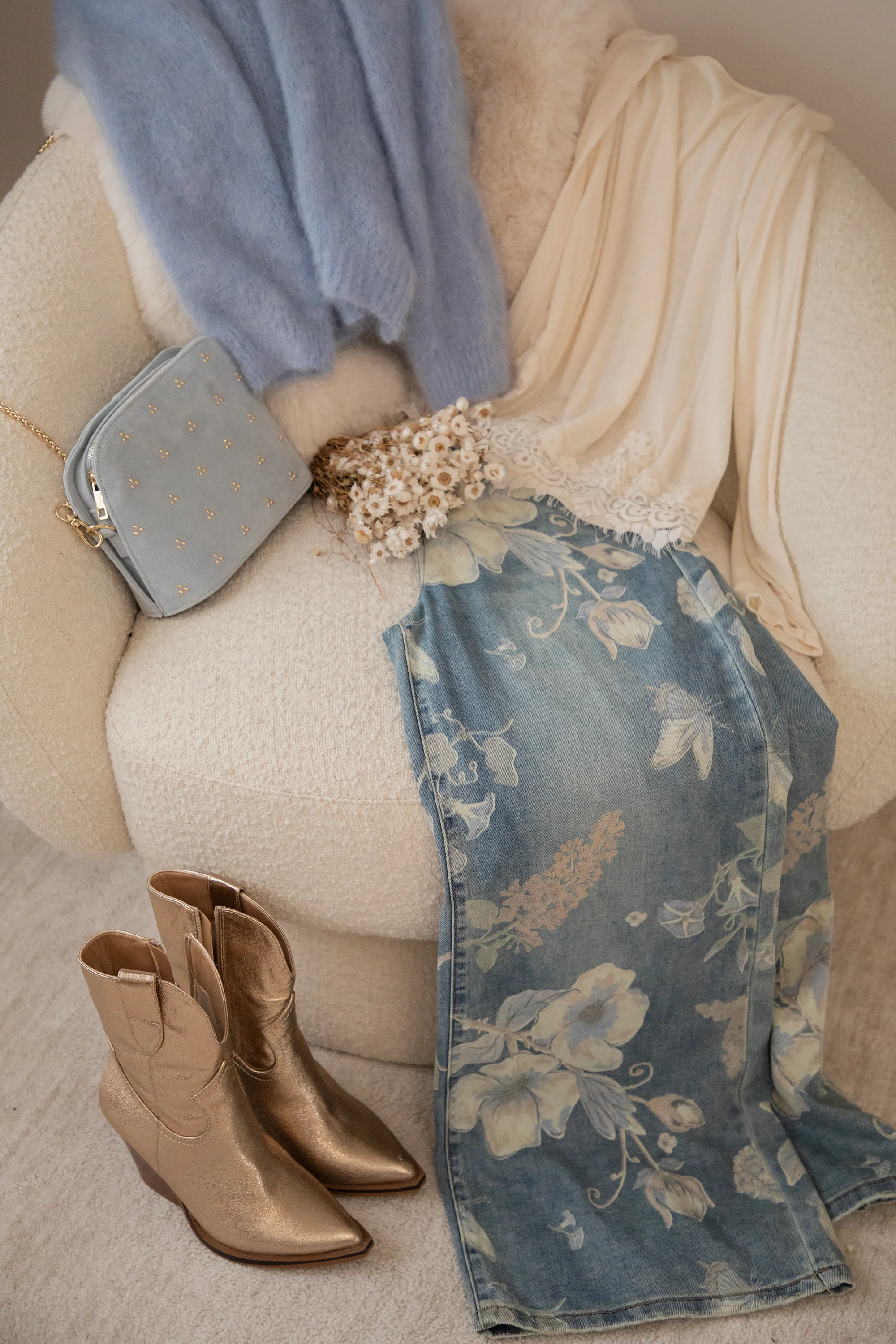 Petunia Blue - Jeans - Image 3