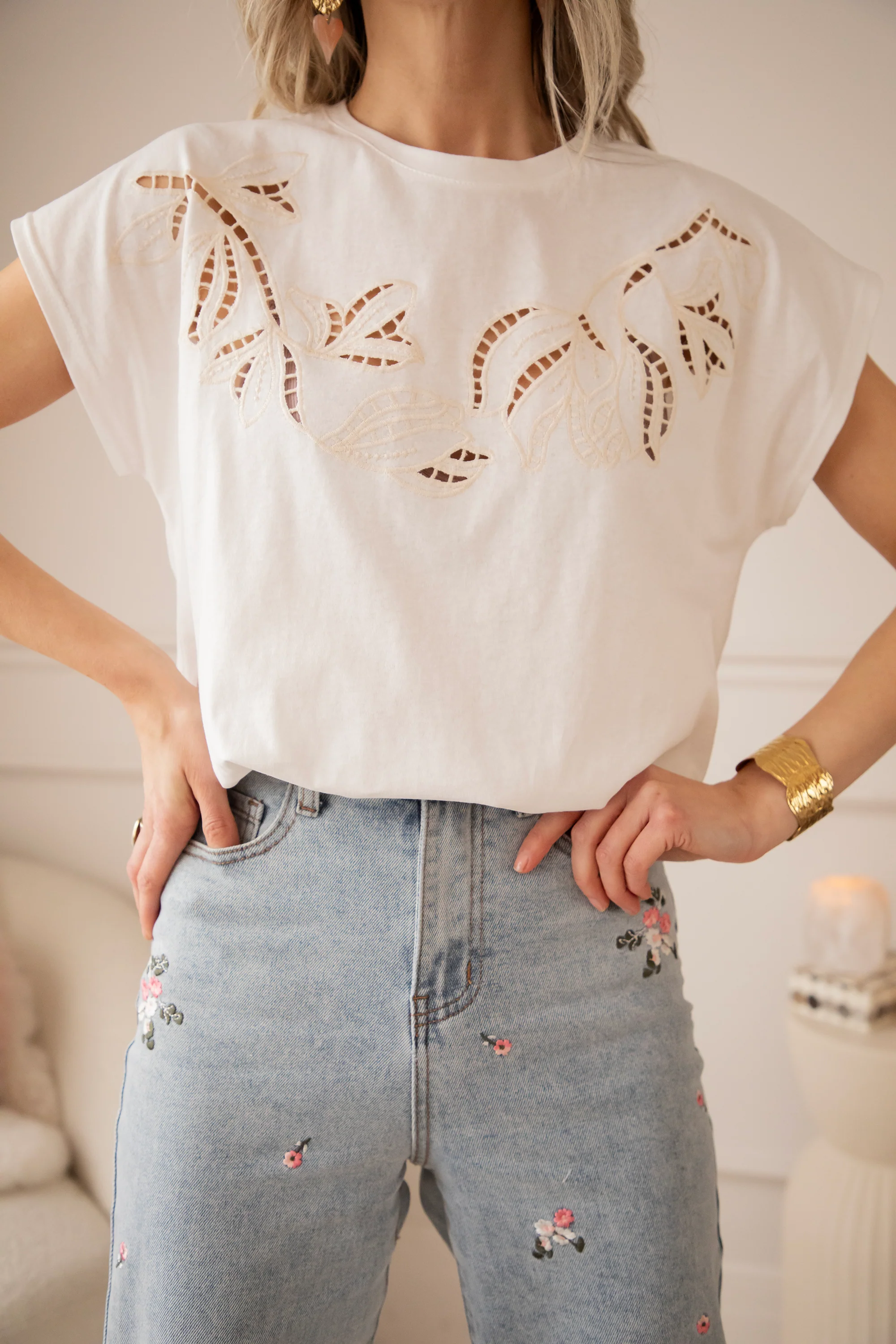 Fleur Crochet  White - T-Shirt - Image 11