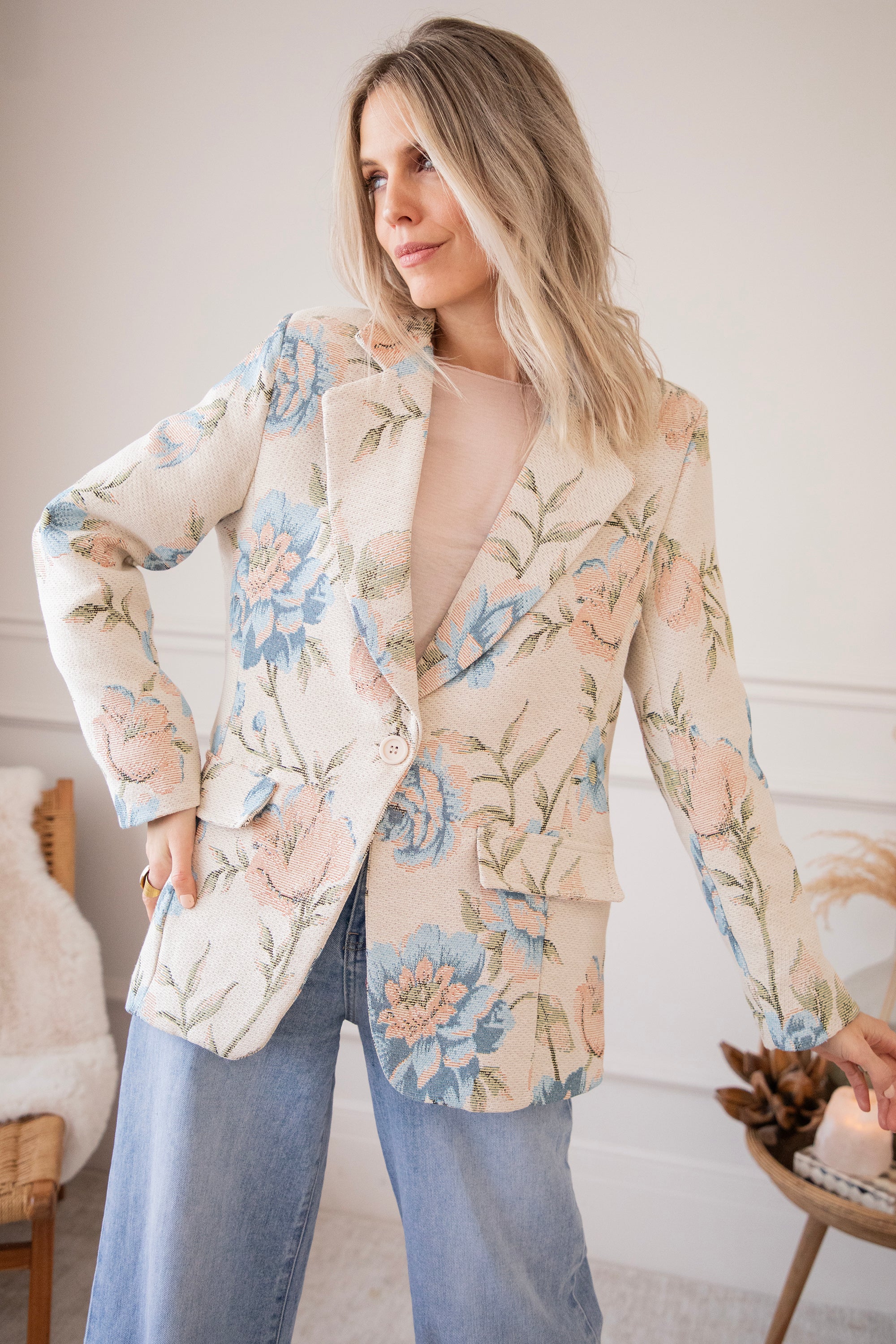 Rosy Belle Beige/Blue - Blazer - Image 2