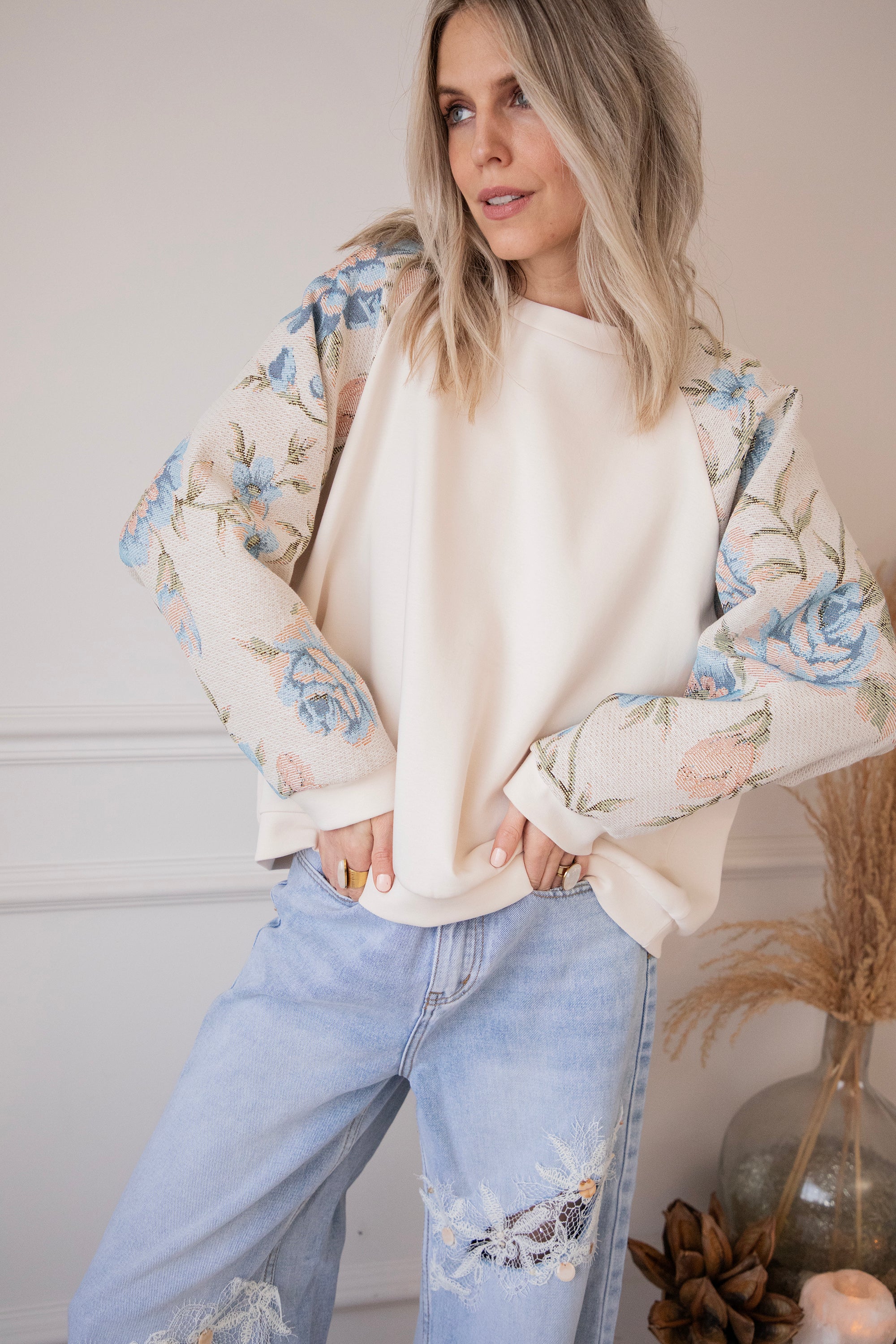 Rosy Belle Beige/Blue - Sweater - Image 14