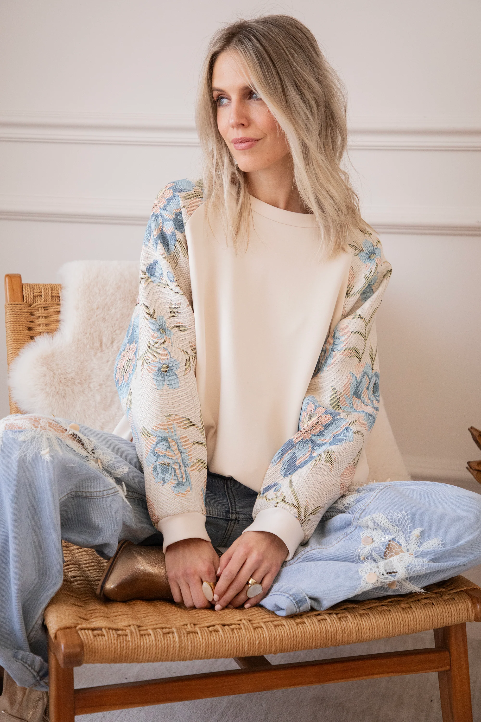 Rosy Belle Beige/Blue - Sweater - Image 5
