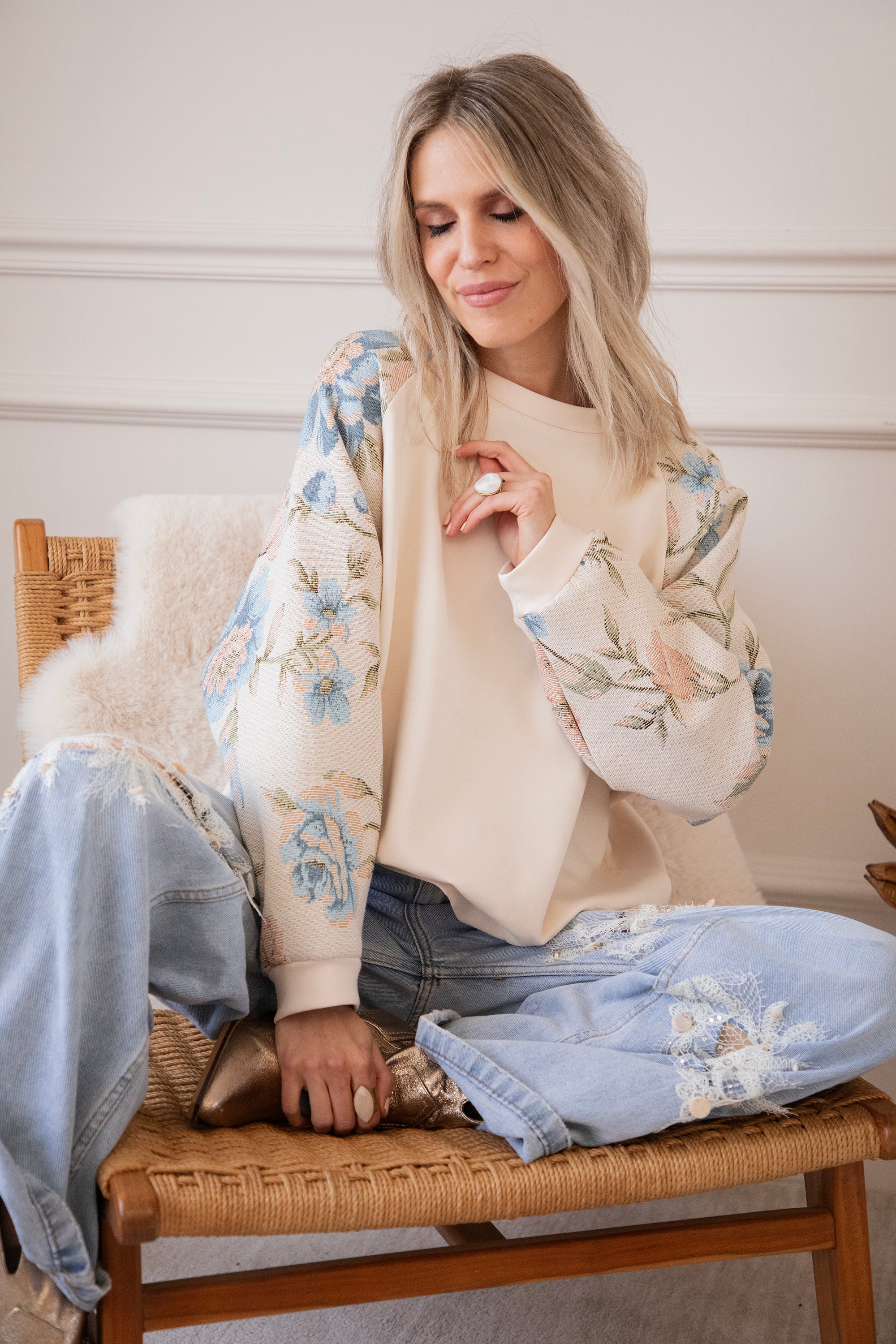 Rosy Belle Beige/Blue - Sweater - Image 6