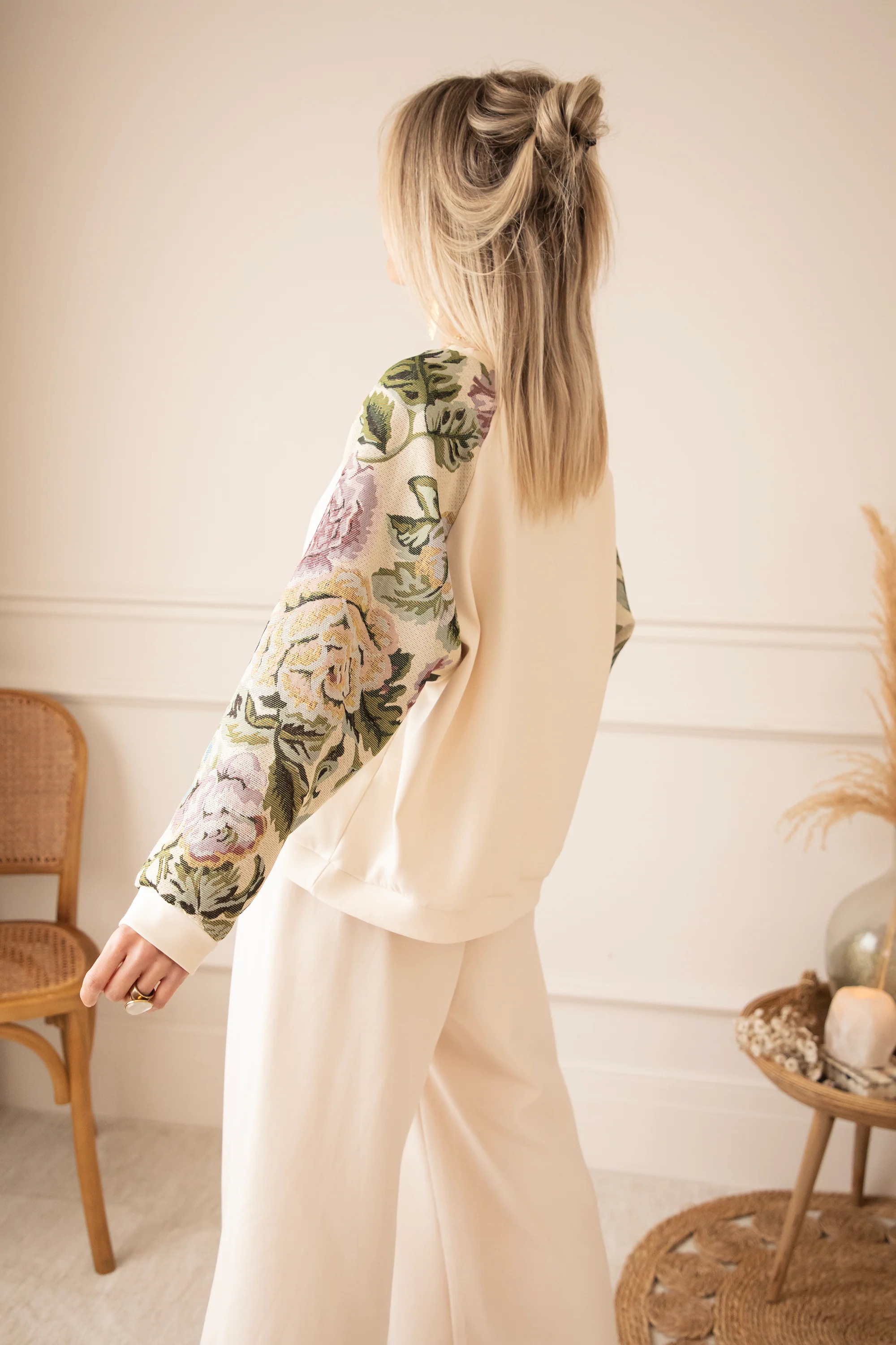 Rosy Belle Beige/Green - Sweater - Image 5