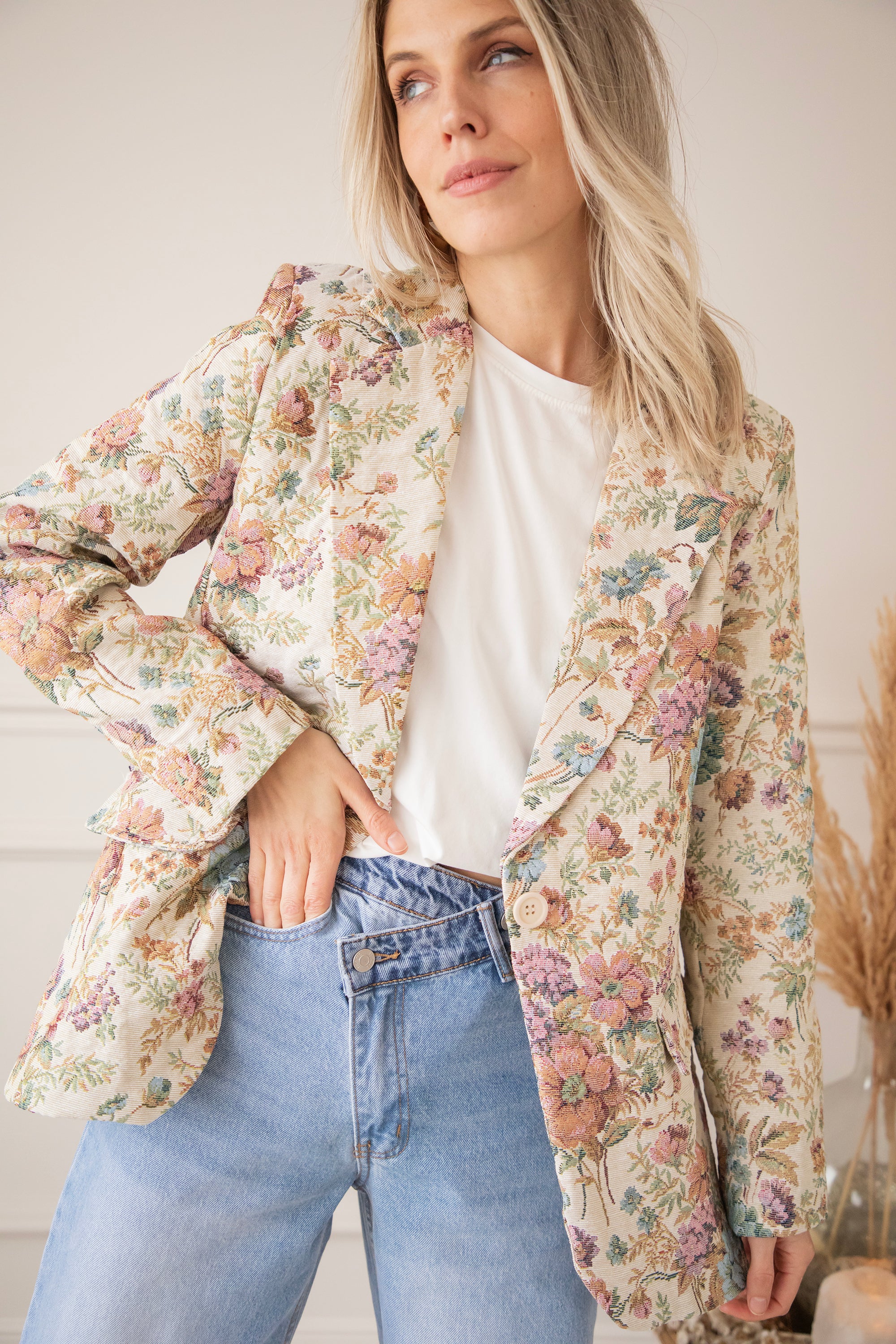 Rosy Belle Beige/Pink - Blazer - Image 12