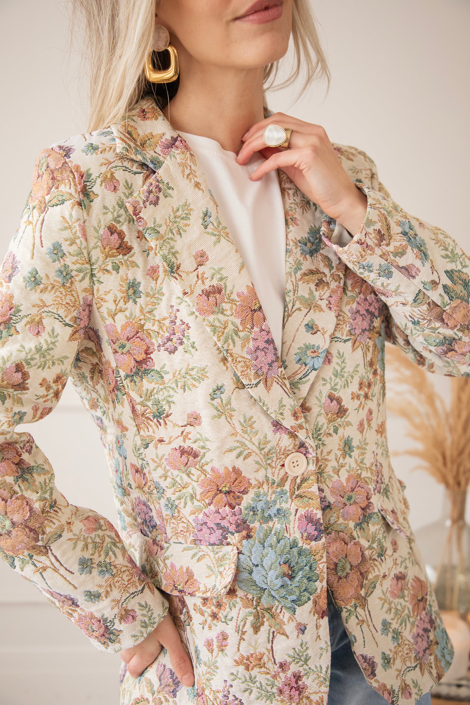 Rosy Belle Beige/Pink - Blazer - Image 2
