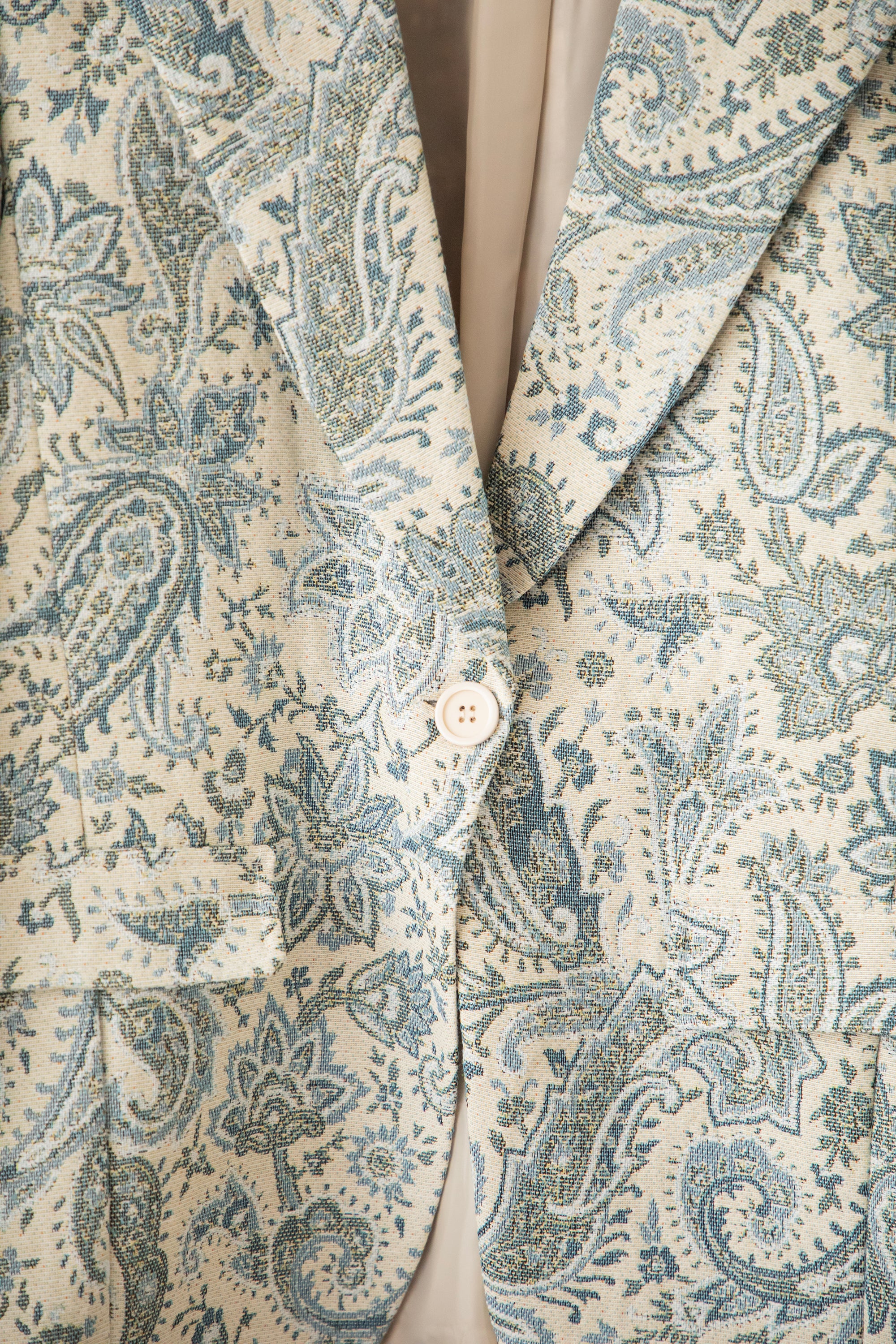 Rosy Belle Paisley Beige/Blue - Blazer - Image 10