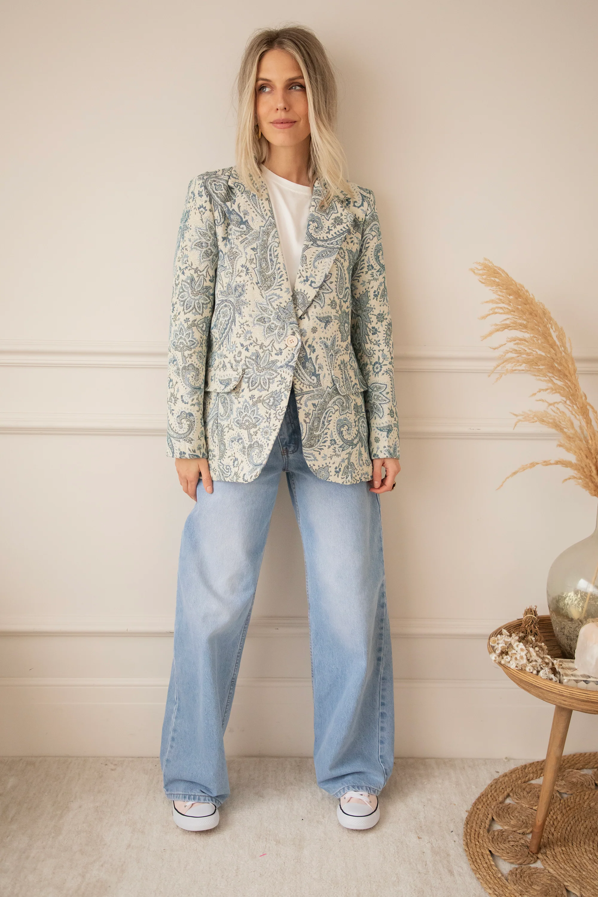Rosy Belle Paisley Beige/Blue - Blazer - Image 11