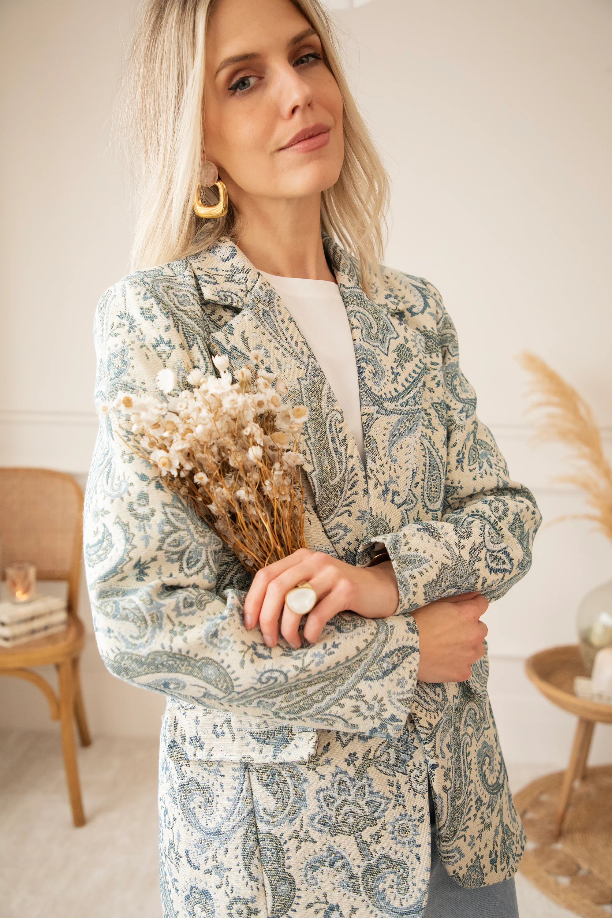 Rosy Belle Paisley Beige/Blue - Blazer - Image 14
