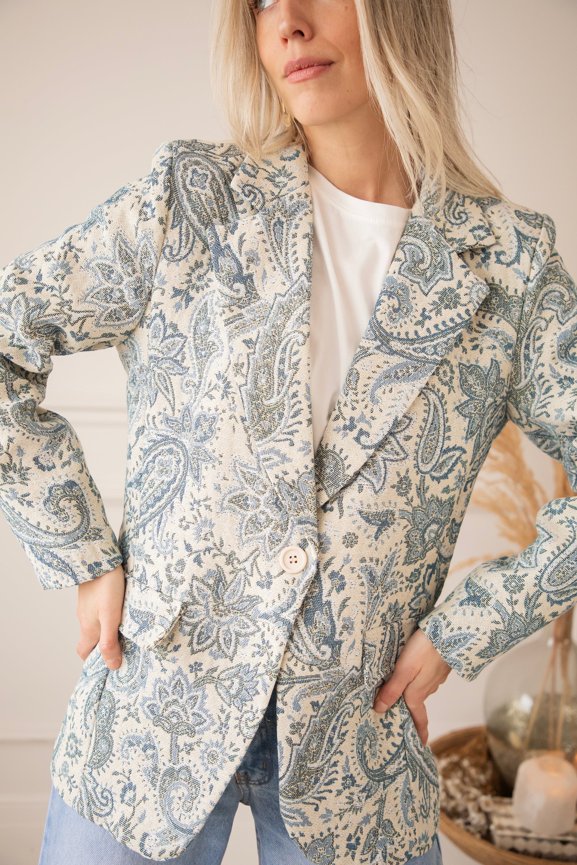 Rosy Belle Paisley Beige/Blue - Blazer - Image 16