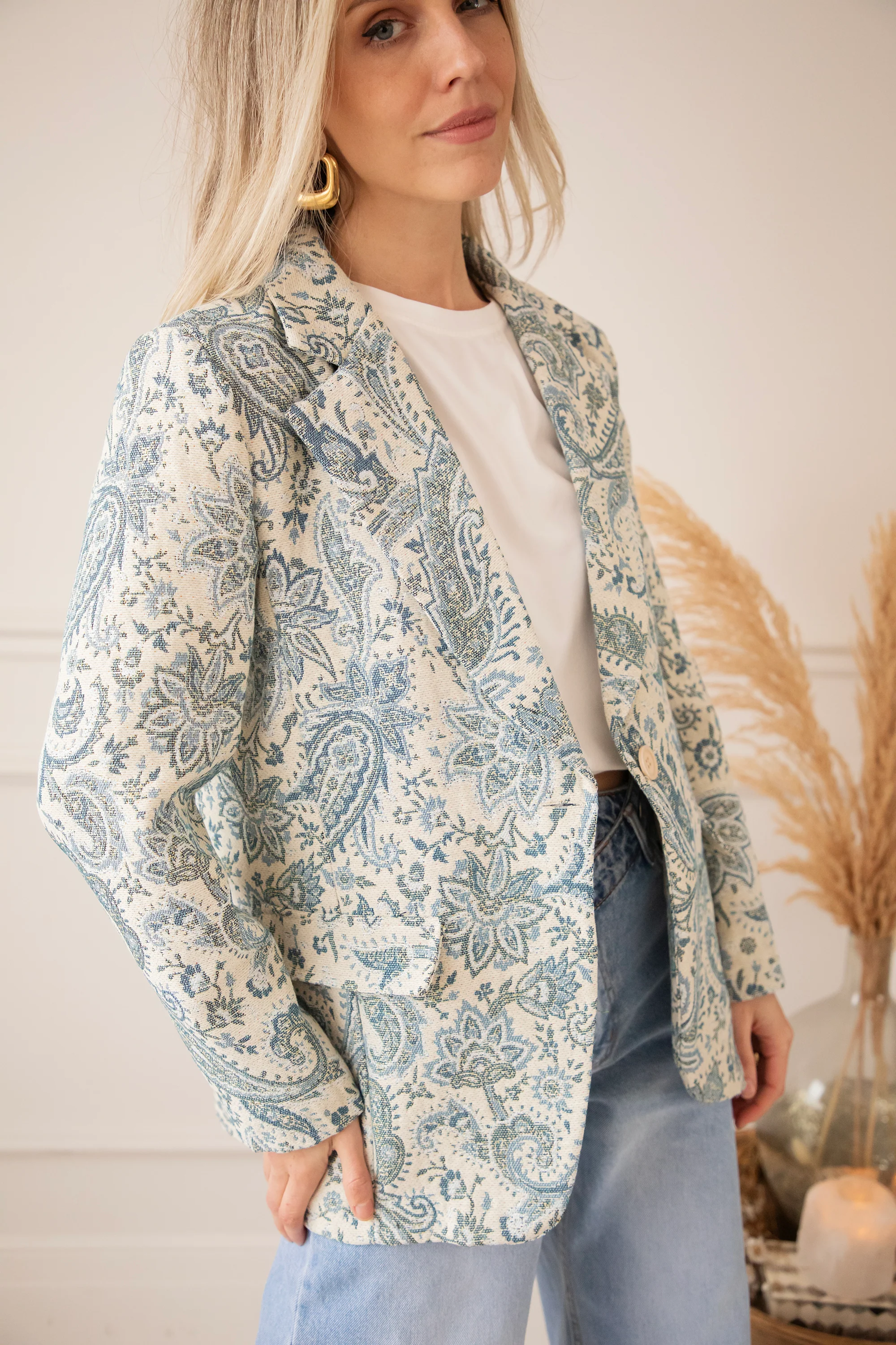 Rosy Belle Paisley Beige/Blue - Blazer - Image 2