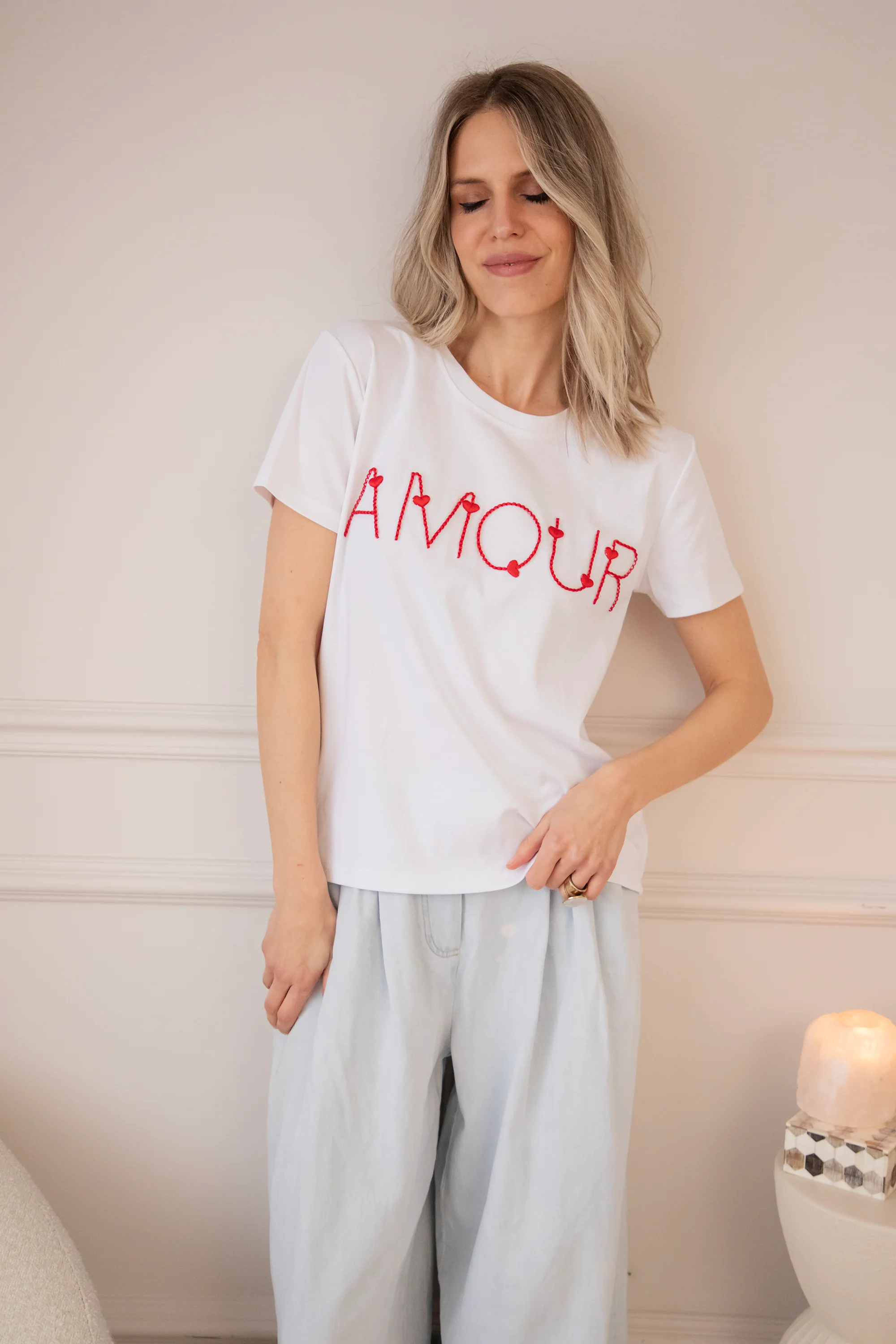 Route D'Amour White/Red - T-Shirt - Image 4