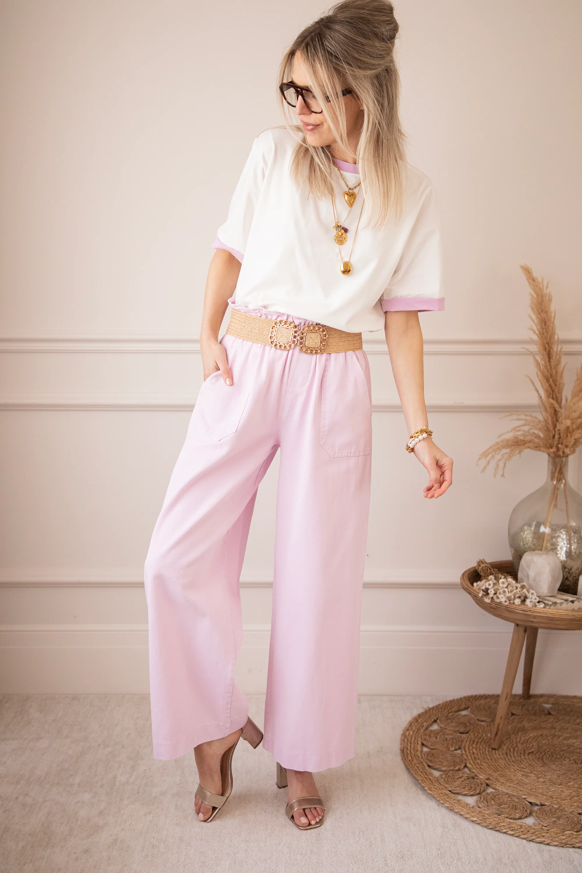 Sadie Contrast White/Lila - T-Shirt - Image 5