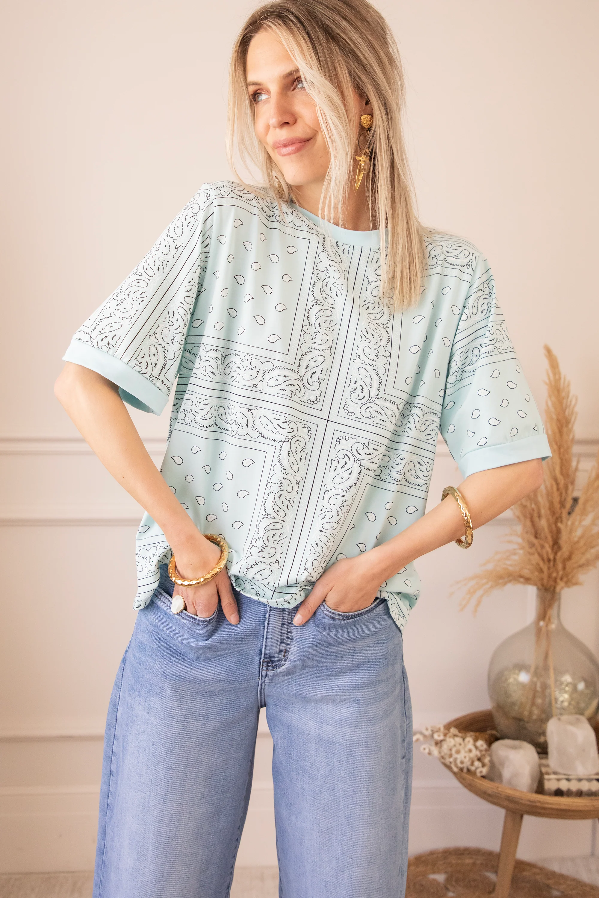 Sadie Paisley Baby Blue - T-Shirt - Image 4
