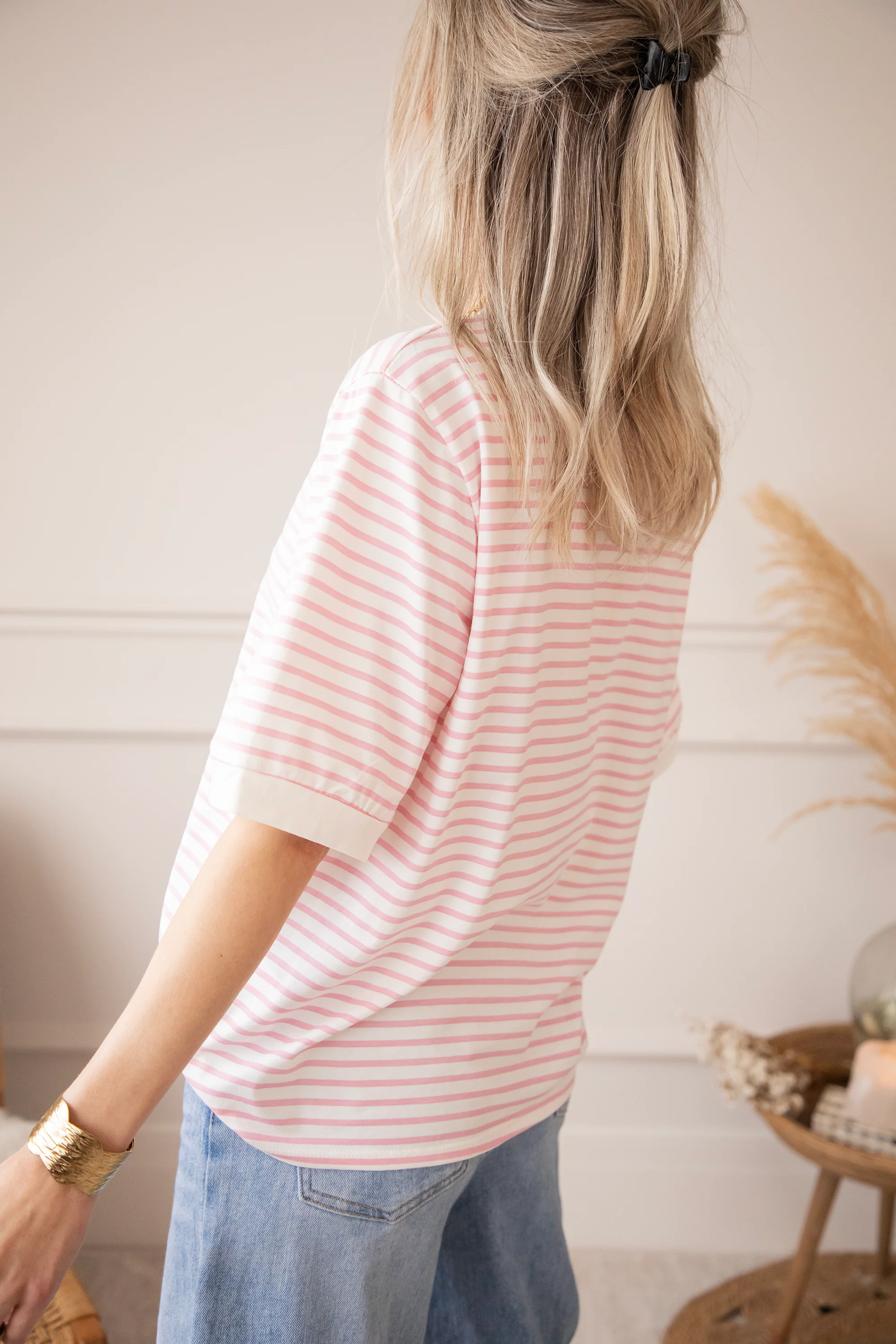Sadie Stripe Off White/Baby Pink - T-Shirt - Image 3